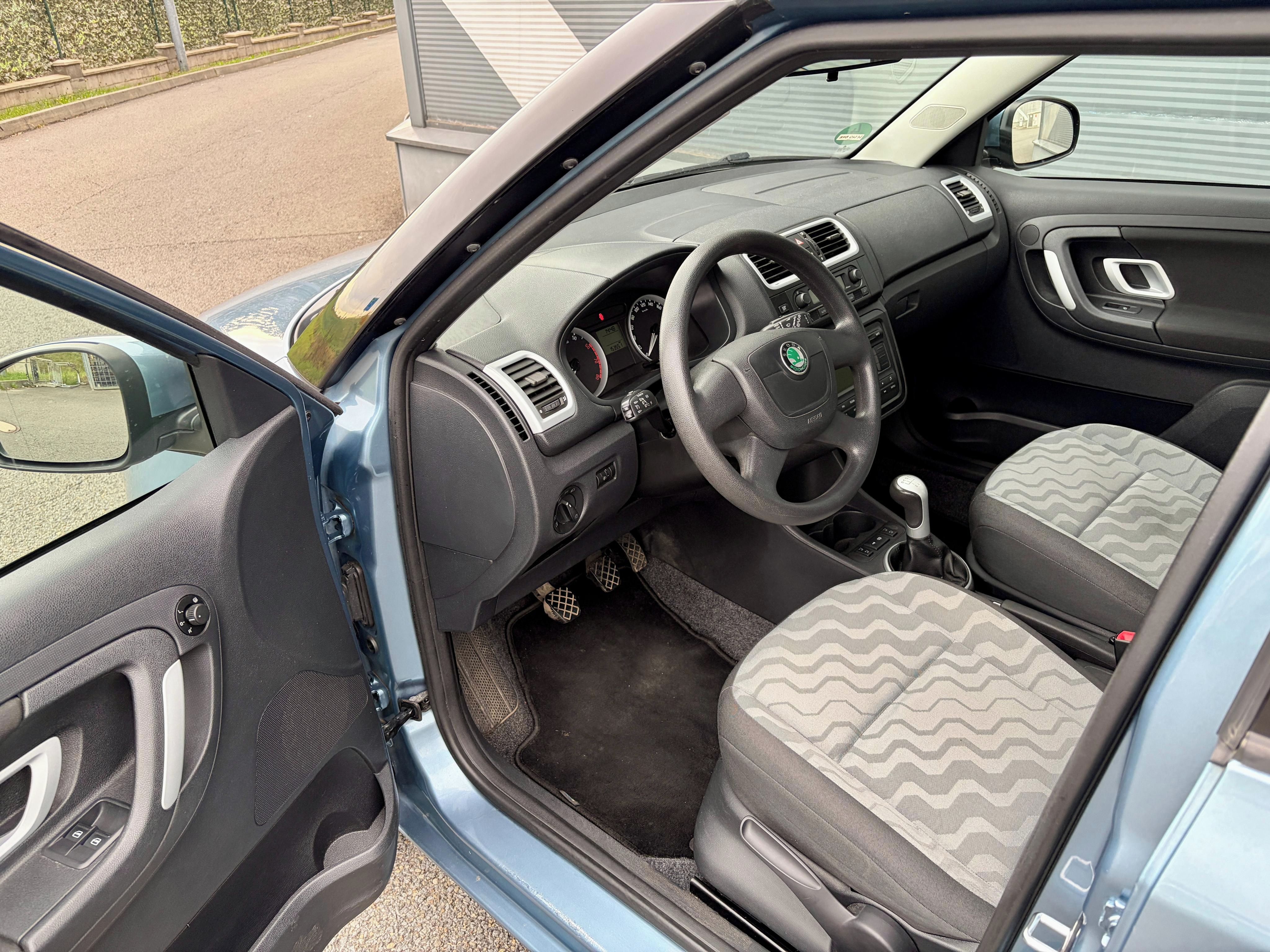 Škoda Fabia, 1.4i 63kW 16V VÝHŘEV Senzory - fotka 5