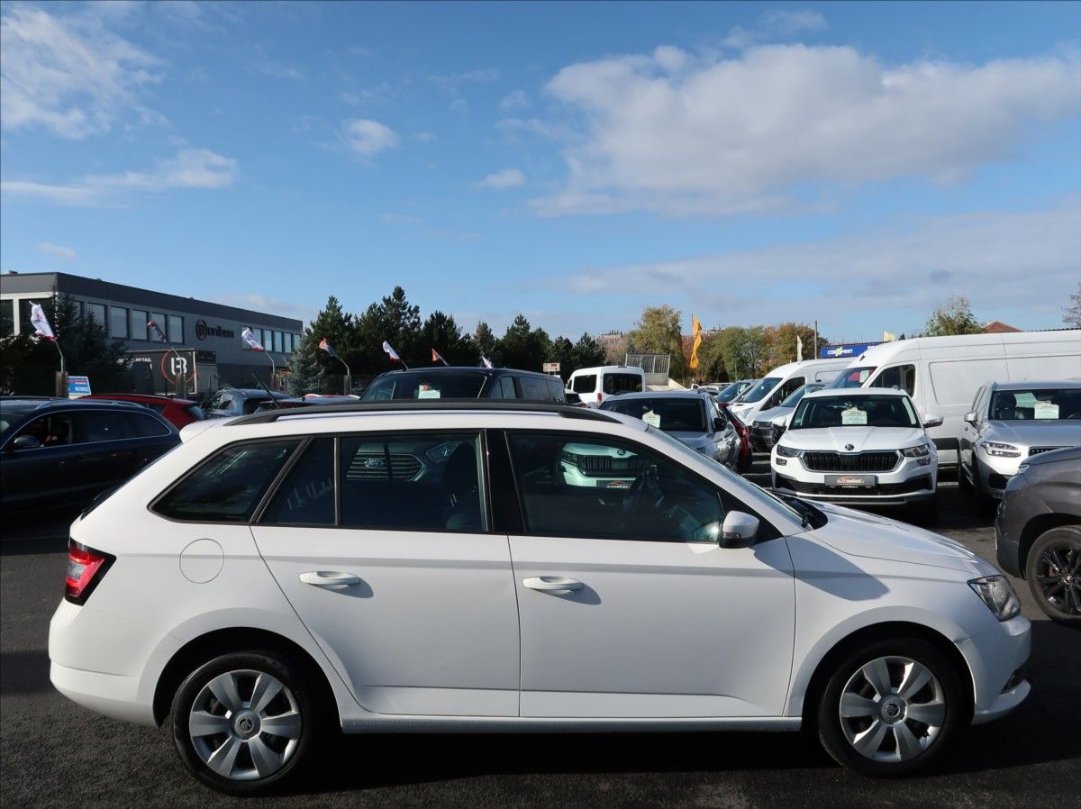 Škoda Fabia, 1,4 TDi,66kW,NovéČR,Klima - fotka 6