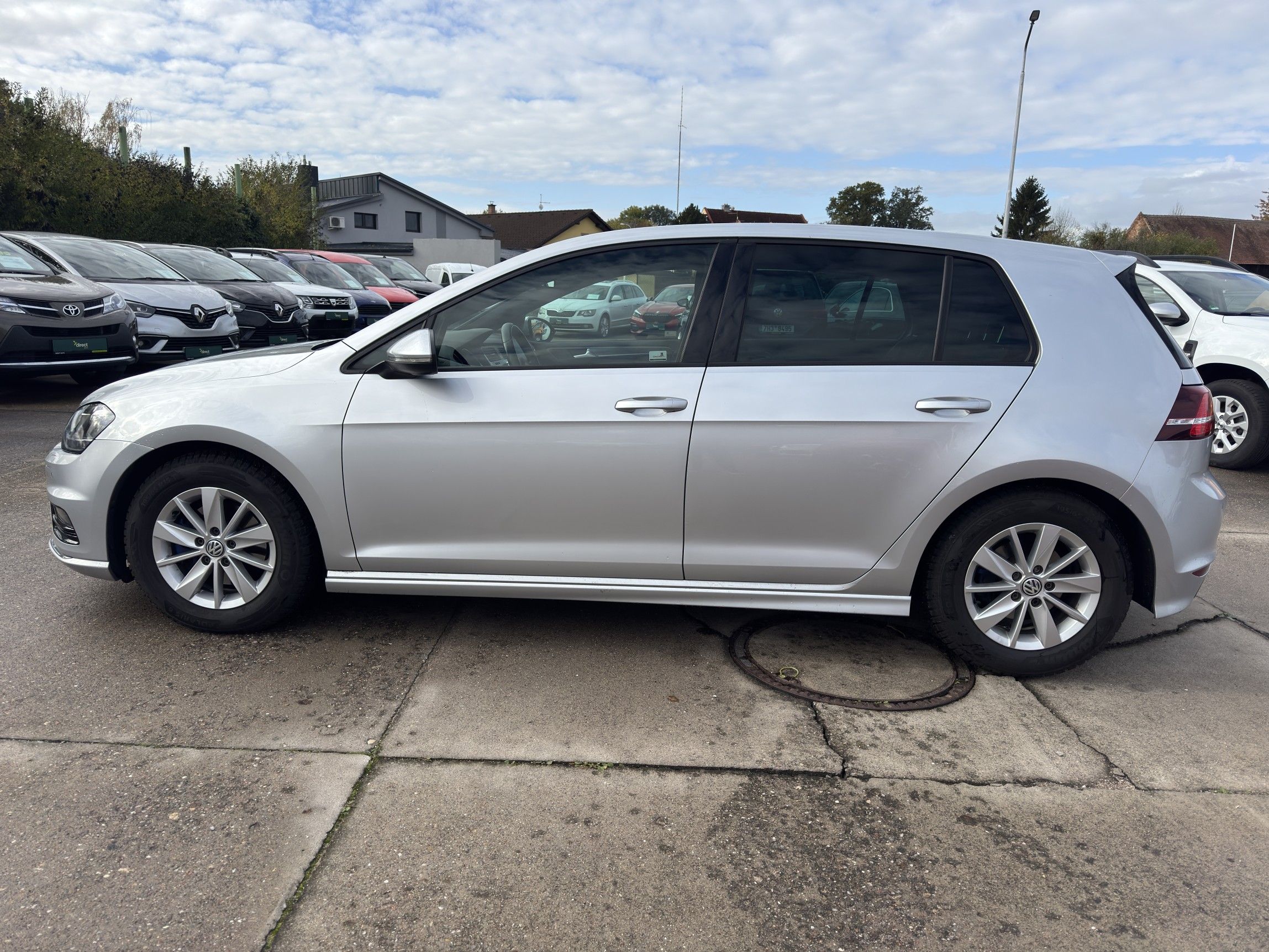 Volkswagen Golf, 1.4 TSI 103 kW R-Line - fotka 3