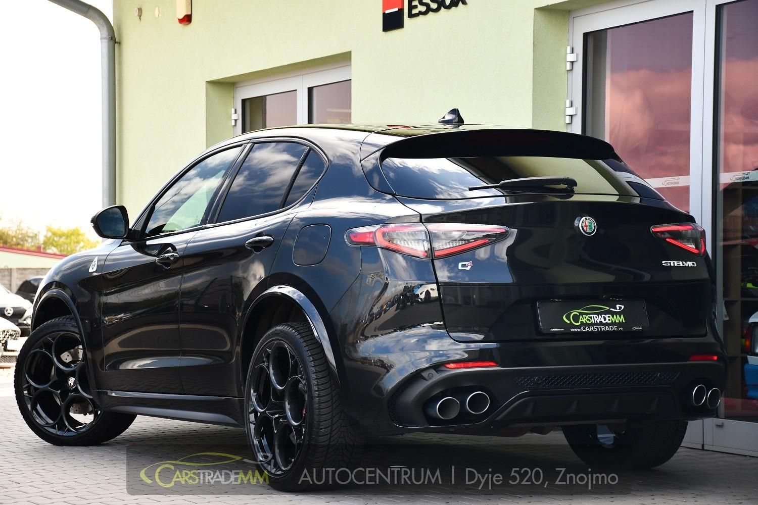 Alfa Romeo Stelvio, 2.9V6 Bi-T.382 kW QUADRIFOGLIO - fotka 3