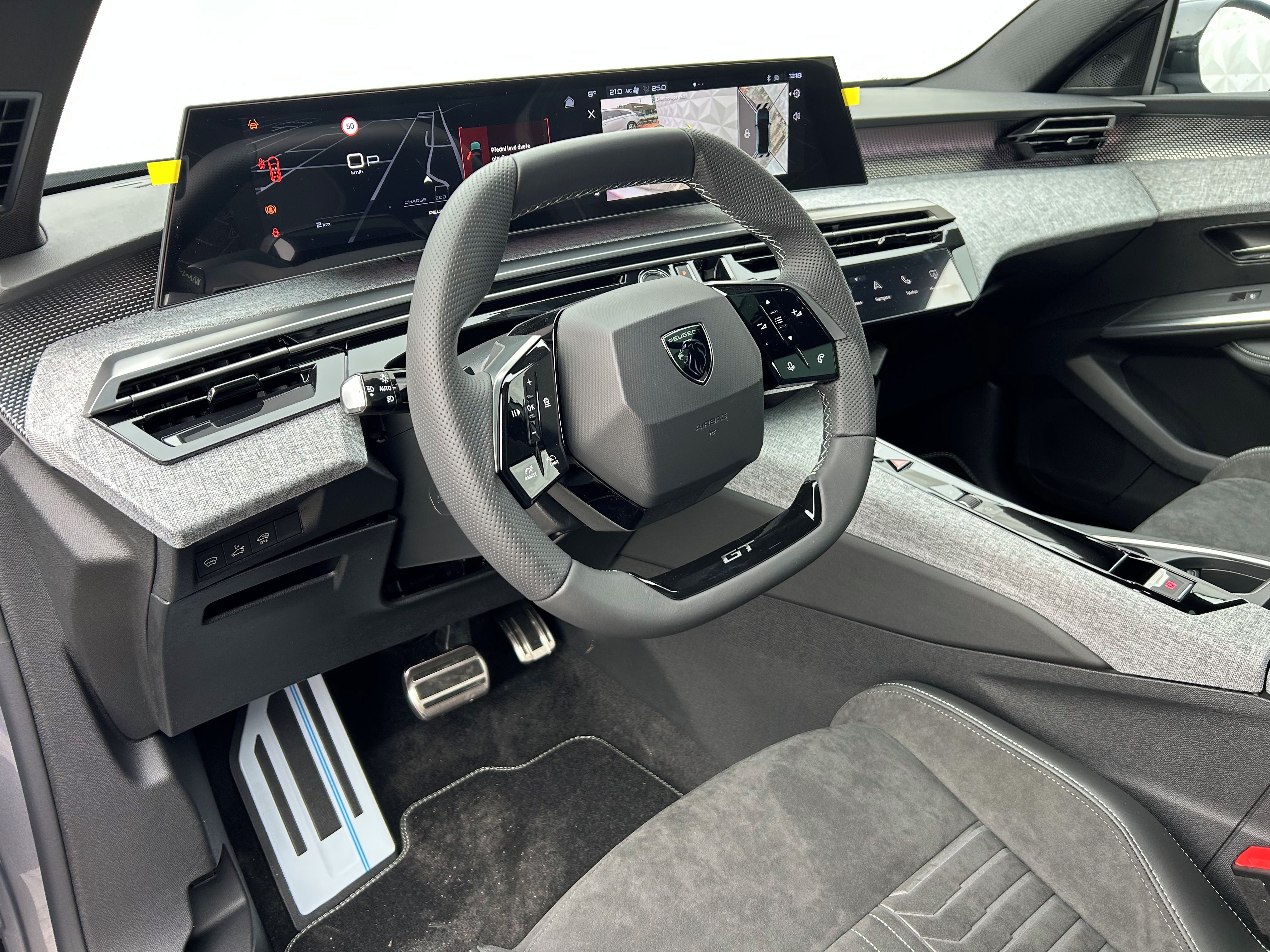 Peugeot 5008, GT Hybrid 145 e-DCS6 - fotka 6