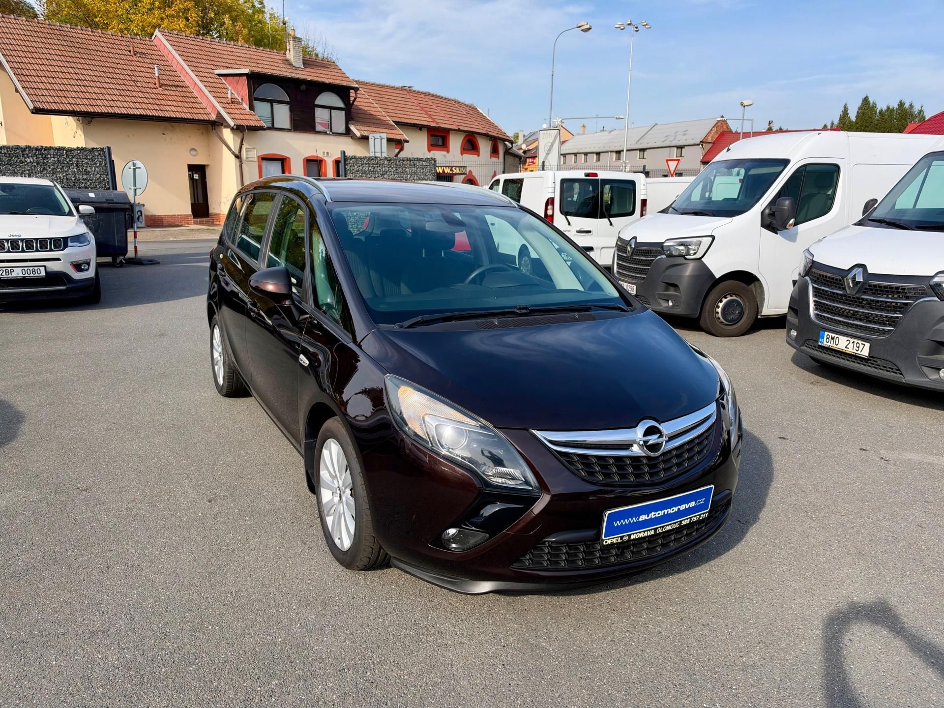 Opel Zafira, 1.4T - 1.Majitel - CZ - fotka 4