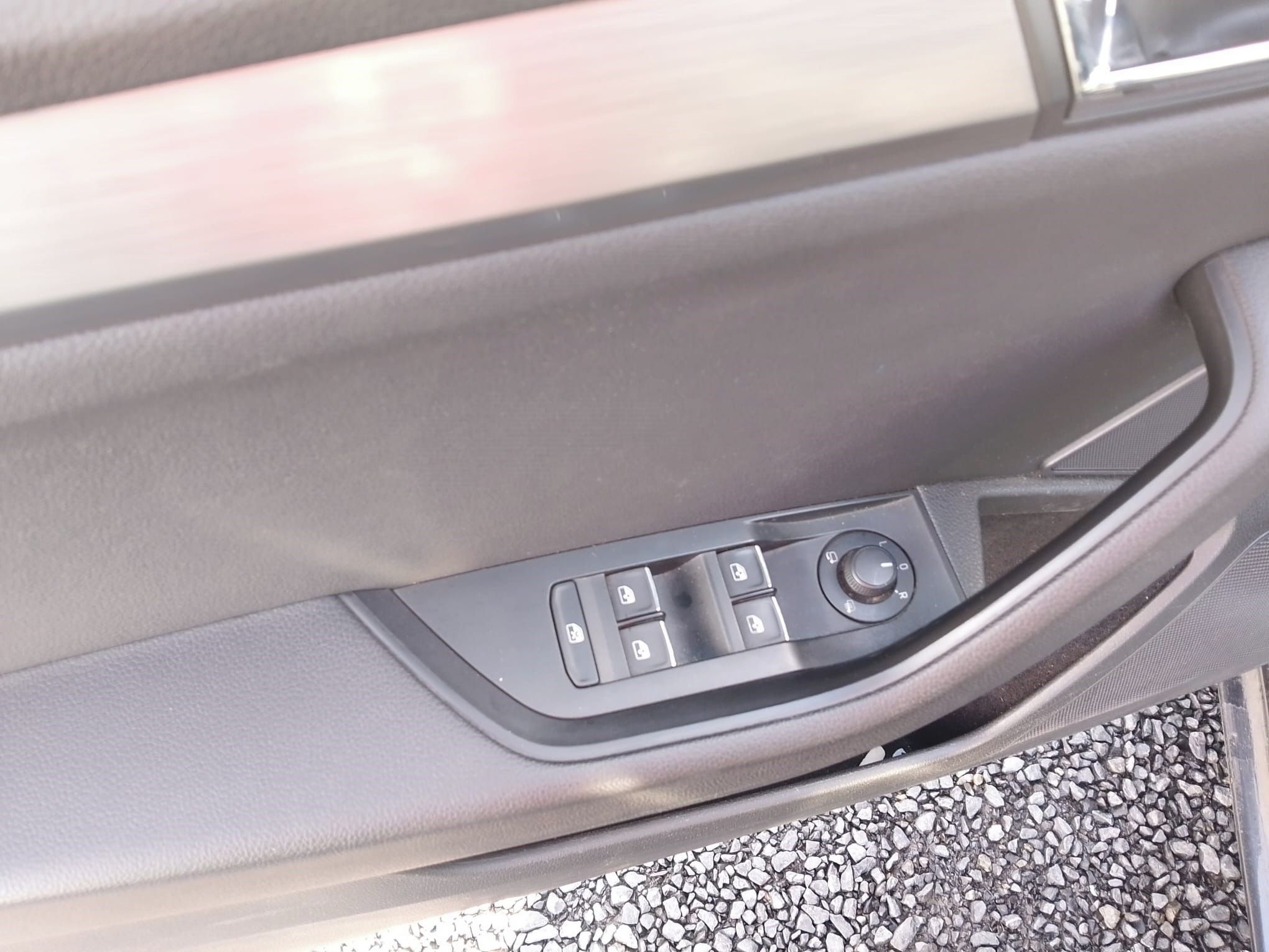 Škoda Superb, 2.0 TDI 4x4 - fotka 6