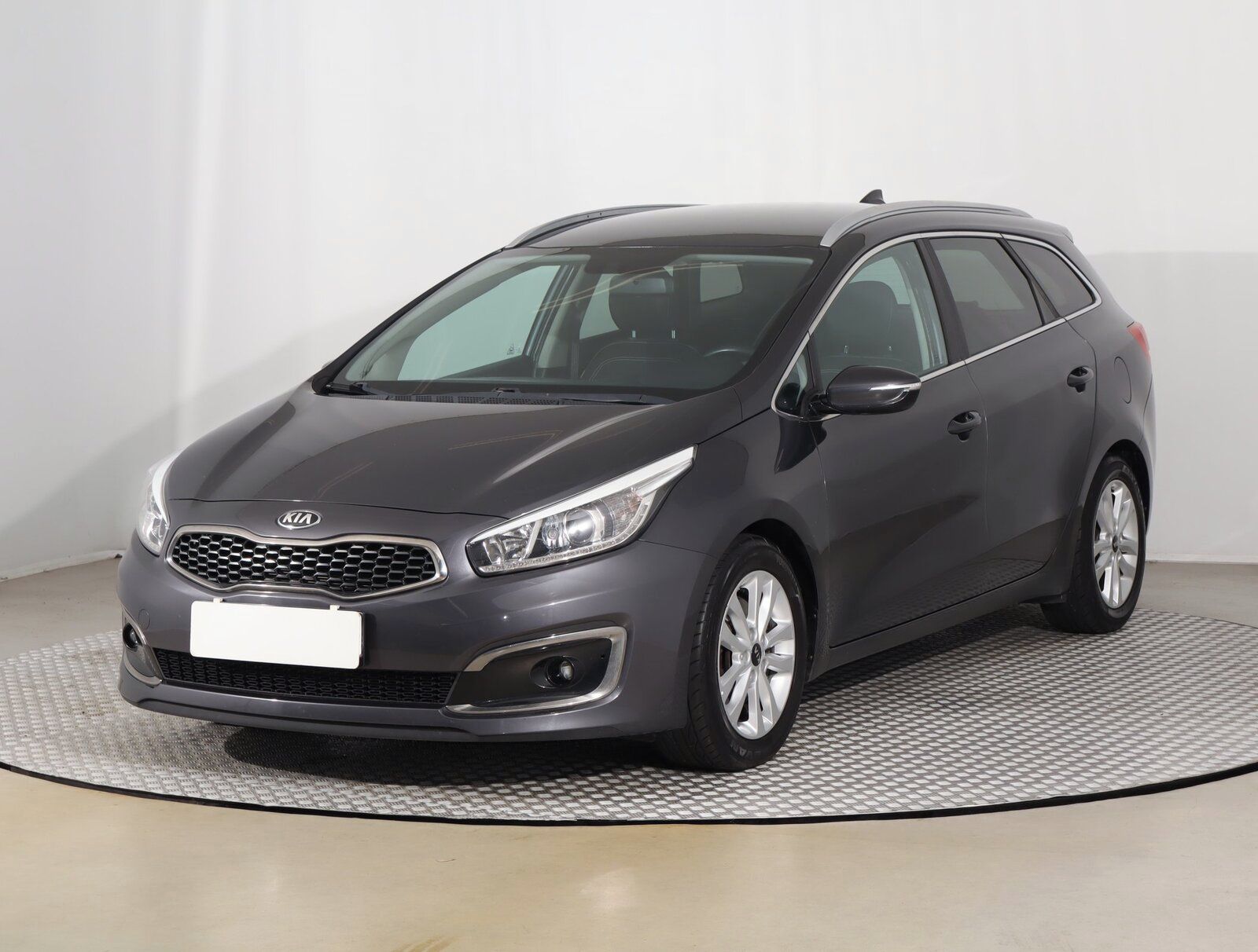 Kia Cee´d, 1.6 GDI, Automat - fotka 2