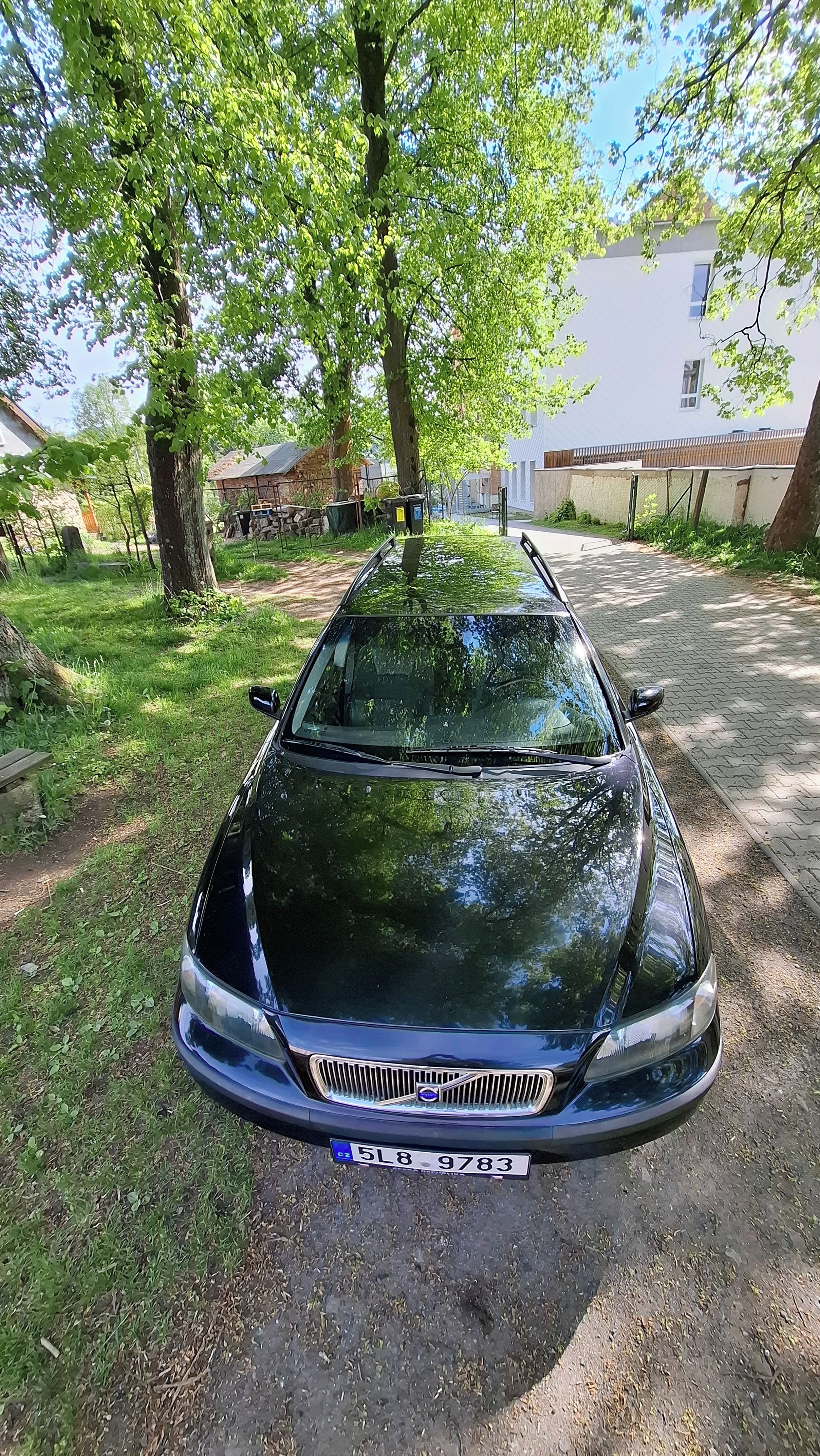 Volvo V70, 2.4d - D5244T2 - fotka 3