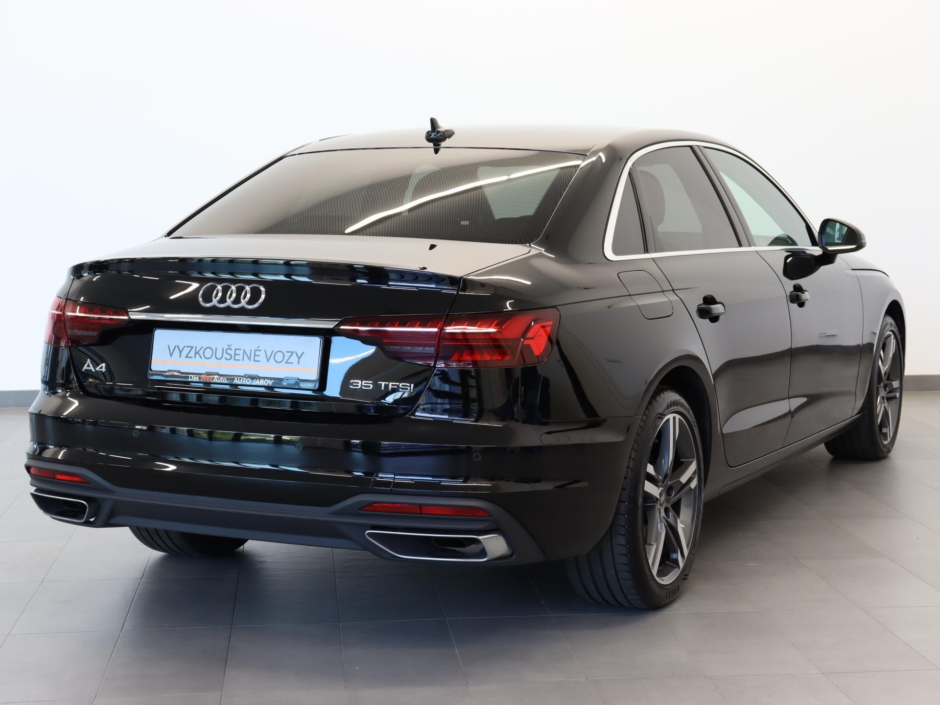 Audi A4, 35 TFSI 110 kW - fotka 2