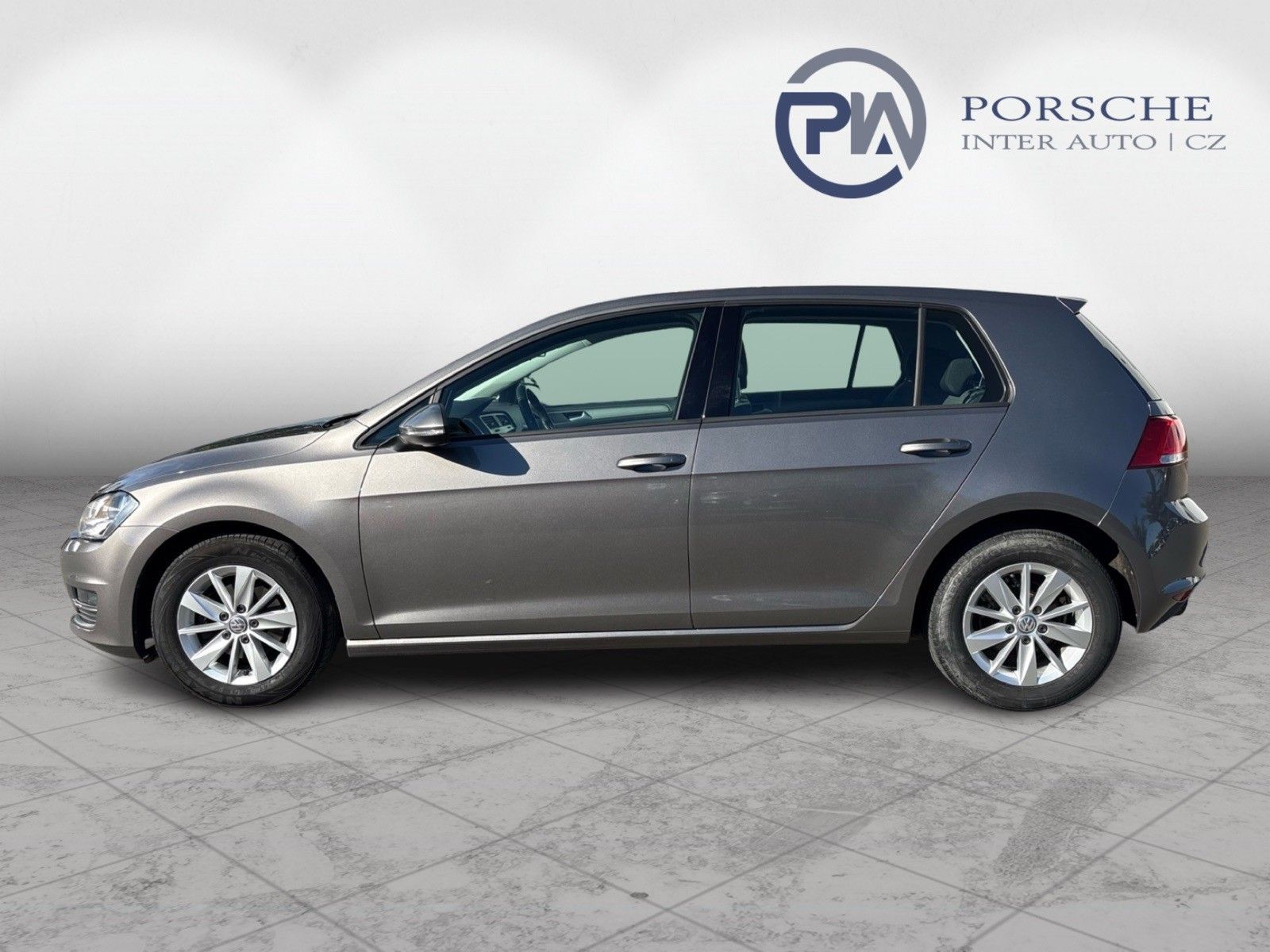 Volkswagen Golf, Comfortline  1.2 TSI  81 kW M6 - fotka 3