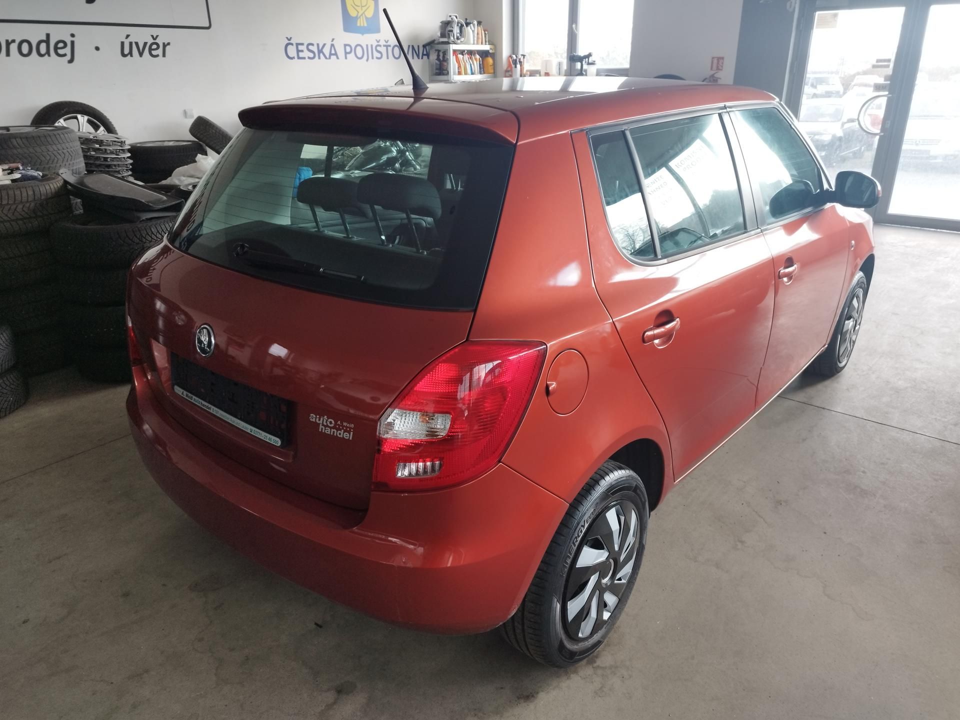Škoda Fabia, 1,2i 44KW KLIMA NOVÉ ROZVODY - fotka 6