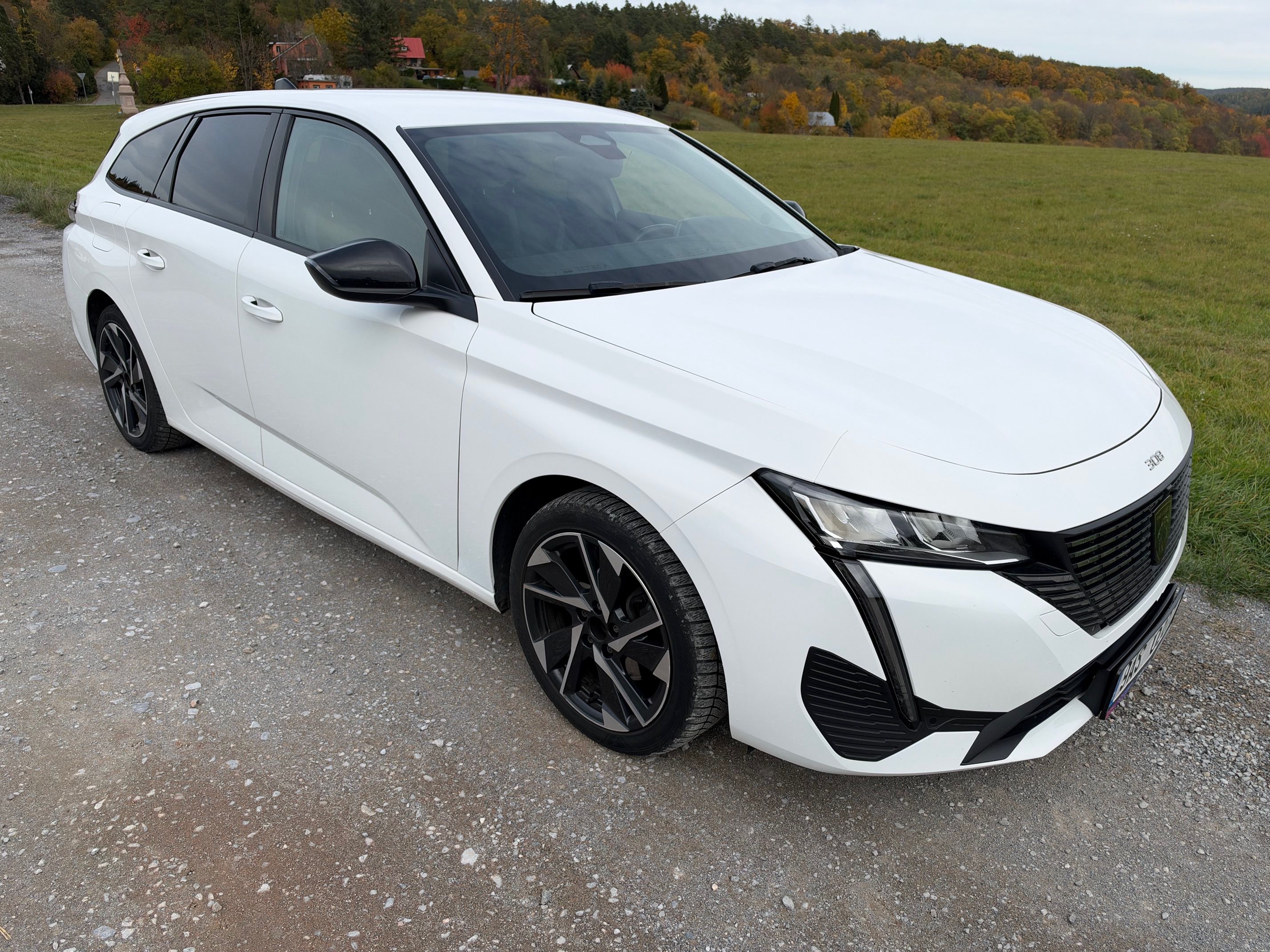 Peugeot 308, 1.5BlueHDI AT/8 ALLURE PACK ČR - fotka 2