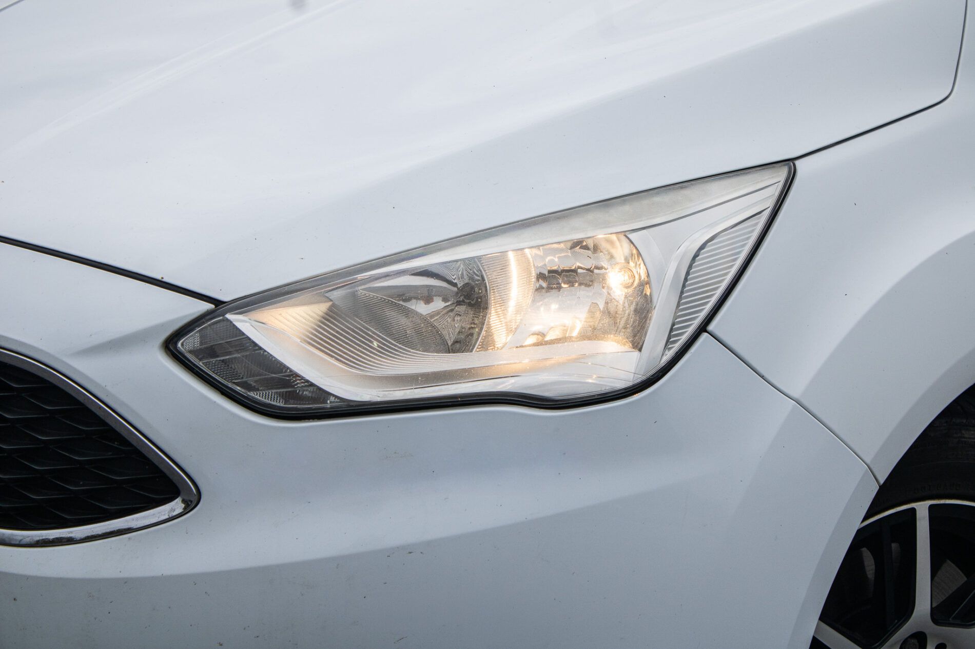 Ford Grand C-MAX - fotka 4