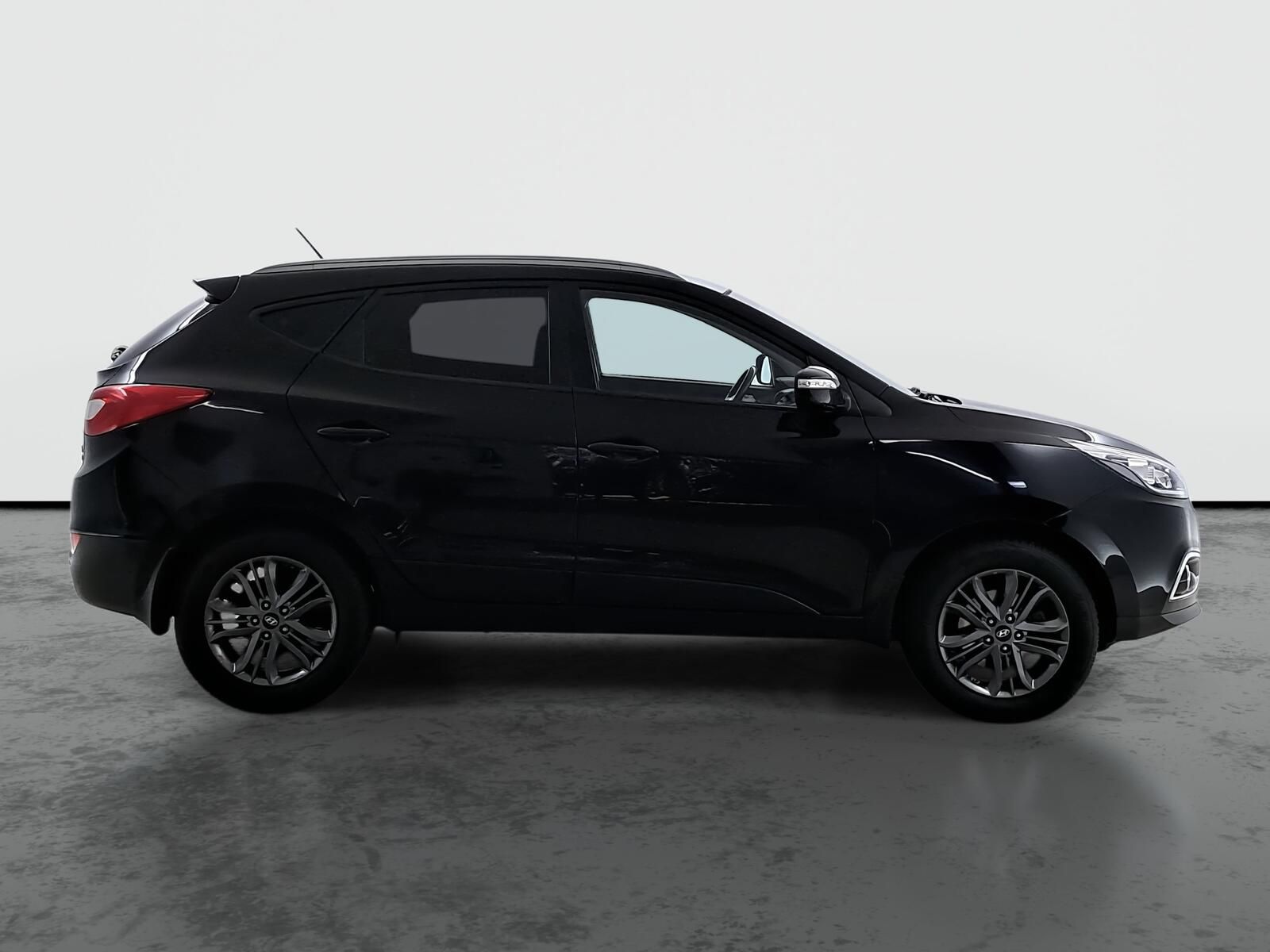 Hyundai ix35, 1.7 CRDi, ČR,1.maj, Serv.kniha - fotka 6