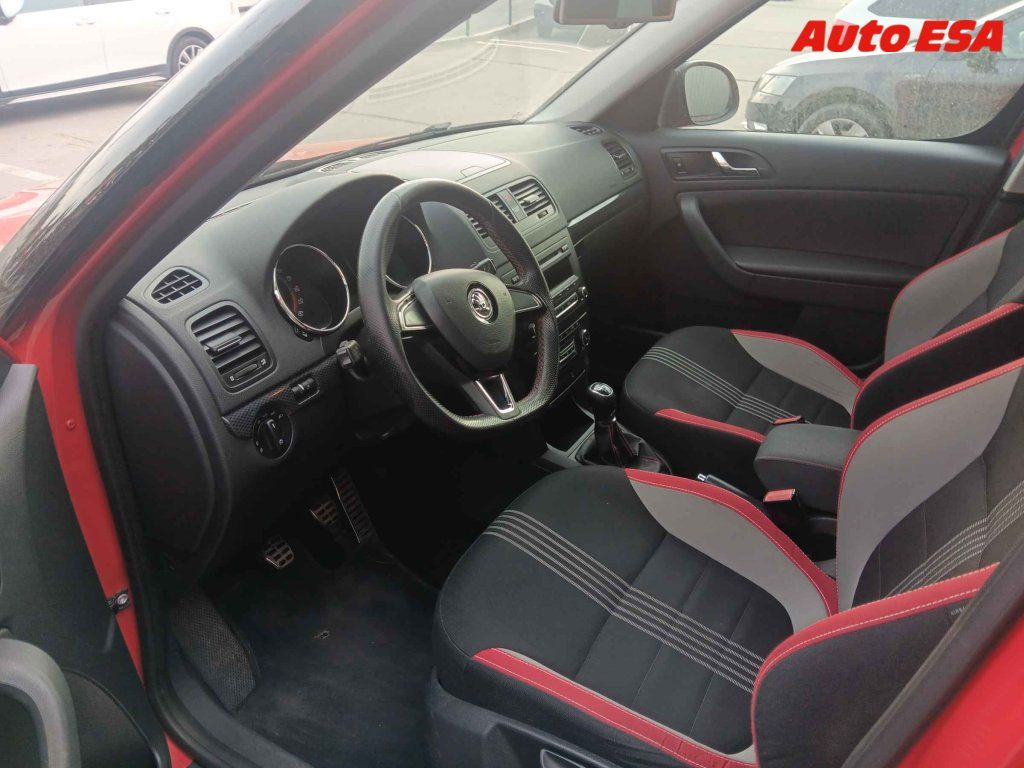 Škoda Yeti, 2.0 TDi,ČR,xenon,autoAC - fotka 3