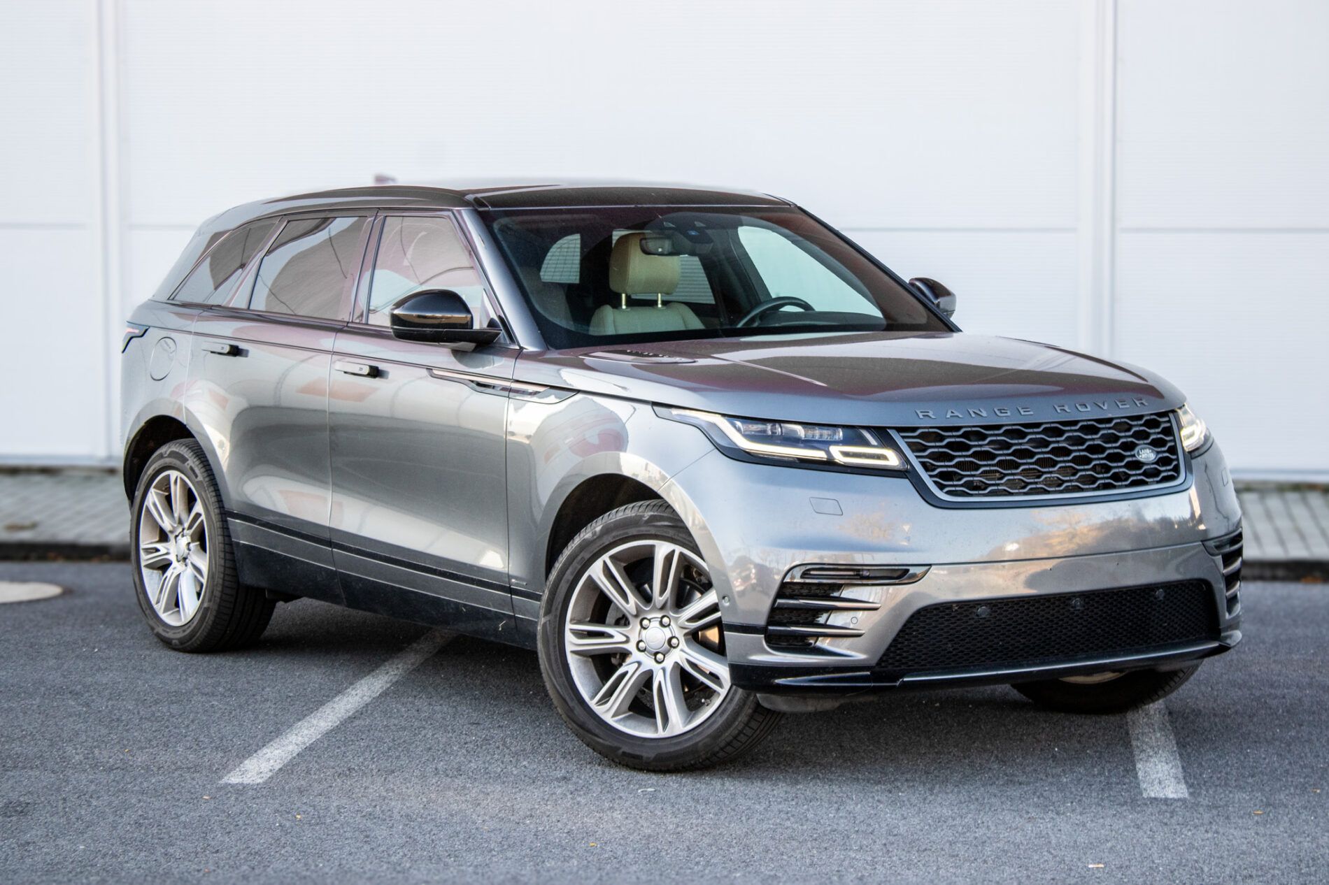Land Rover Range Rover Velar - fotka 3