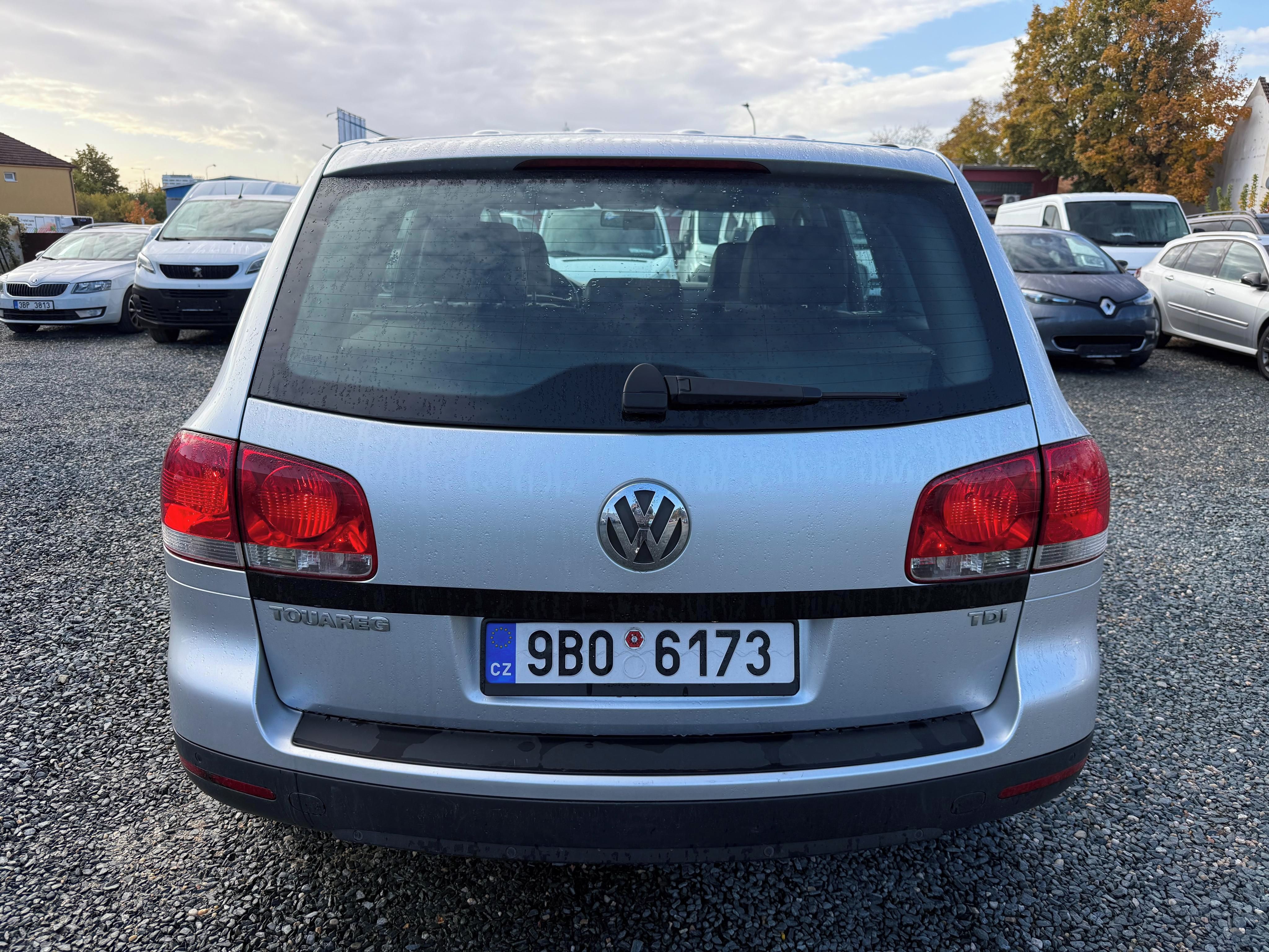 Volkswagen Touareg, 2.5 TDi 4x4 128Kw - fotka 4