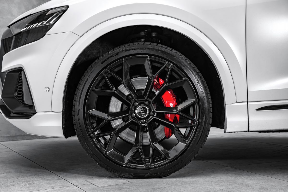 Audi SQ8, 4,0TDI Pano Masáže Nezávislé - fotka 3