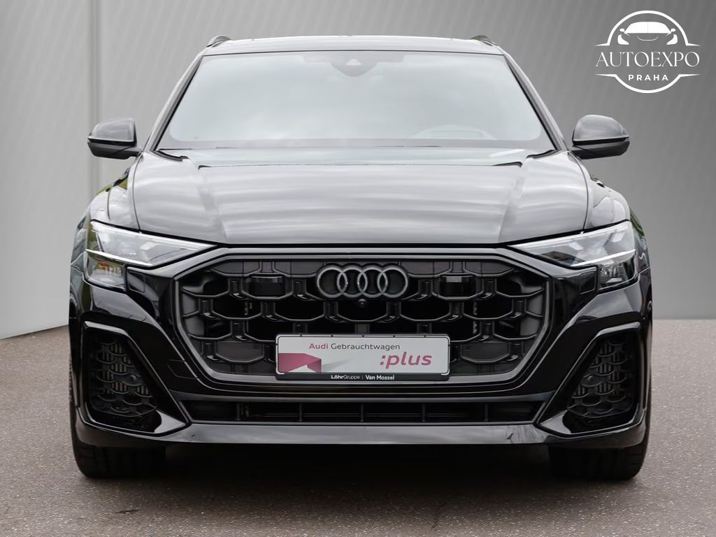 Audi Q8, SUV TFSI e S line Matrix * - fotka 4