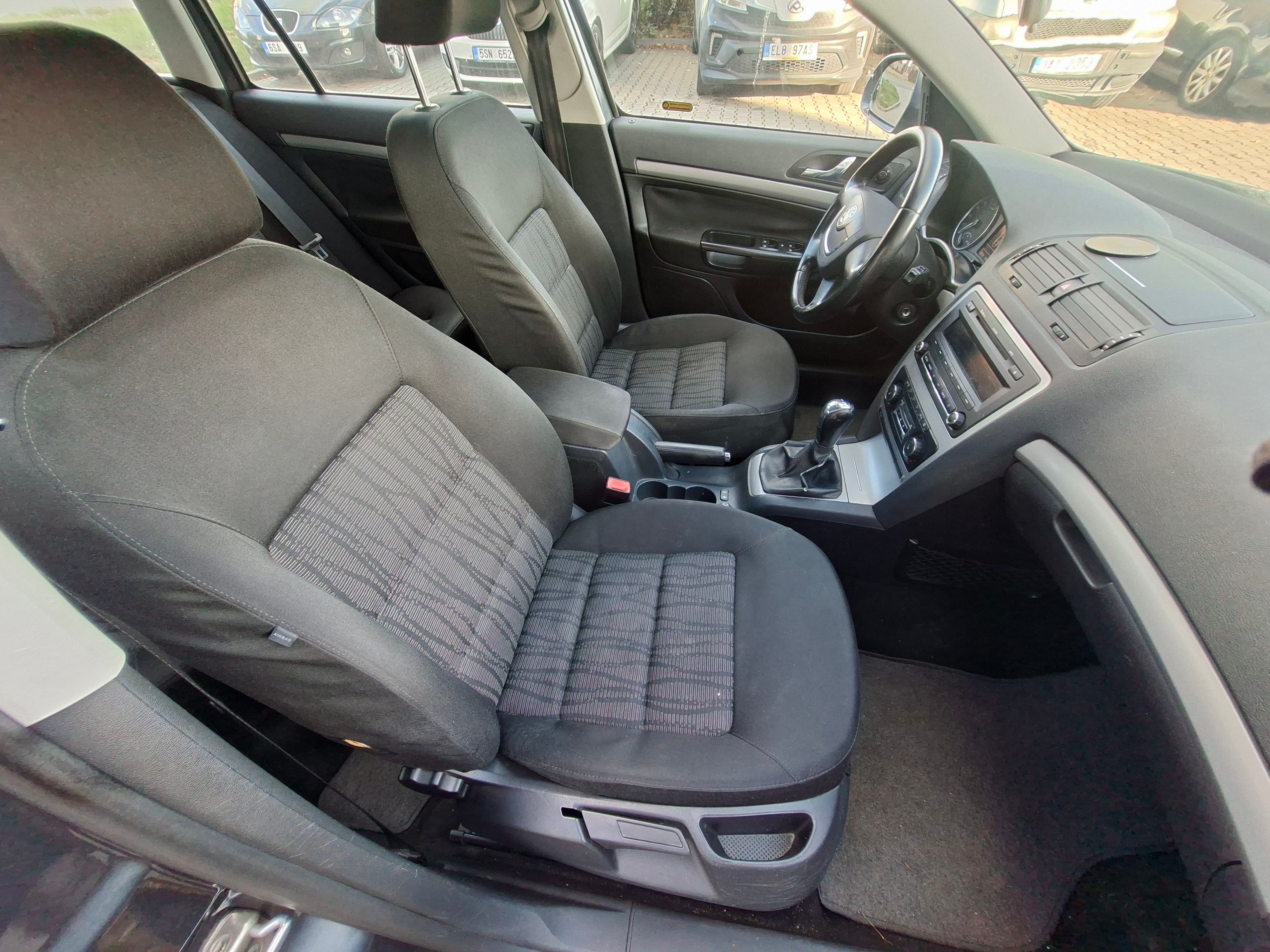 Škoda Octavia, 1,9 TDI servisováno - fotka 3