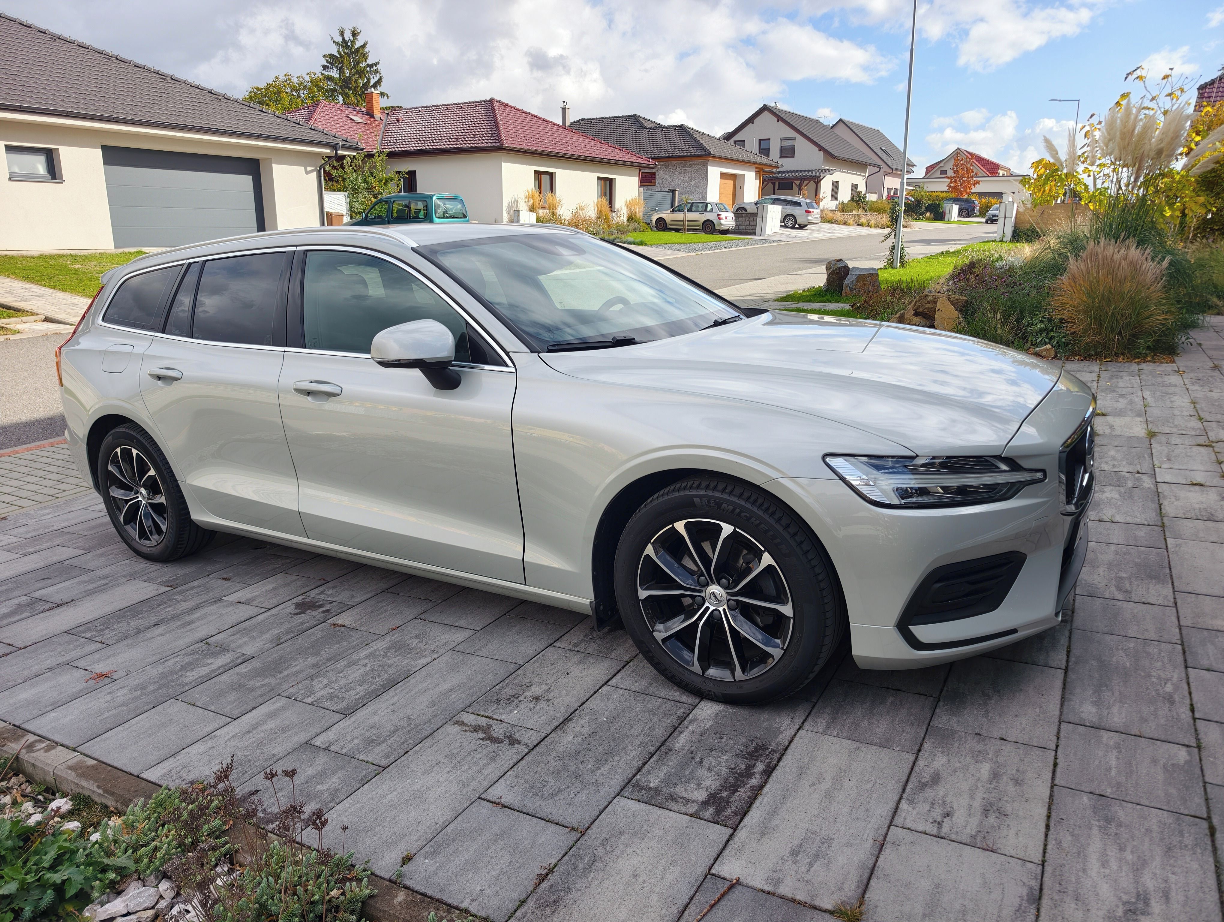 Volvo V60, Volvo V60 D4 (2019) koupeno ČR - fotka 6