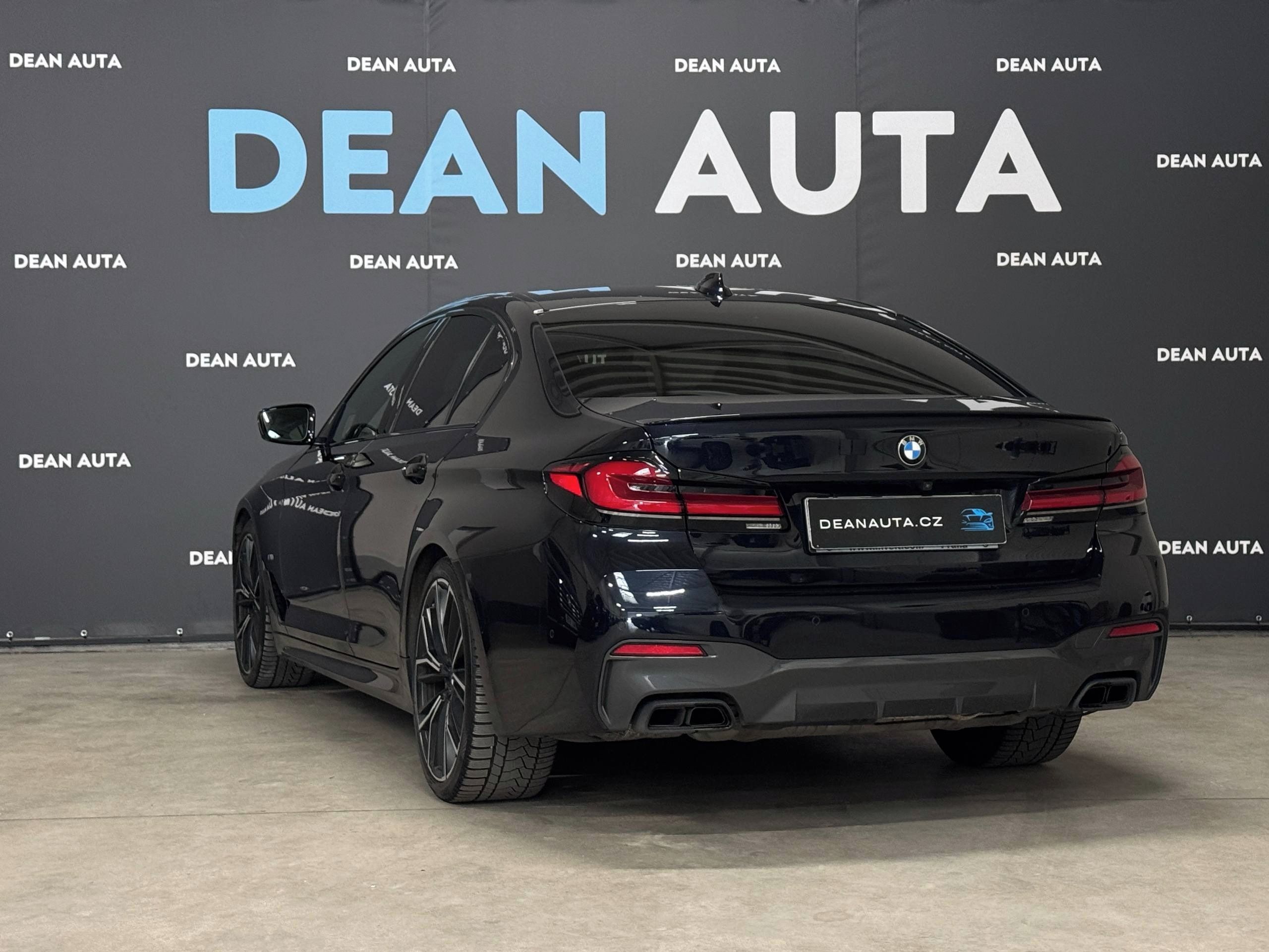 BMW Řada 5 - fotka 3