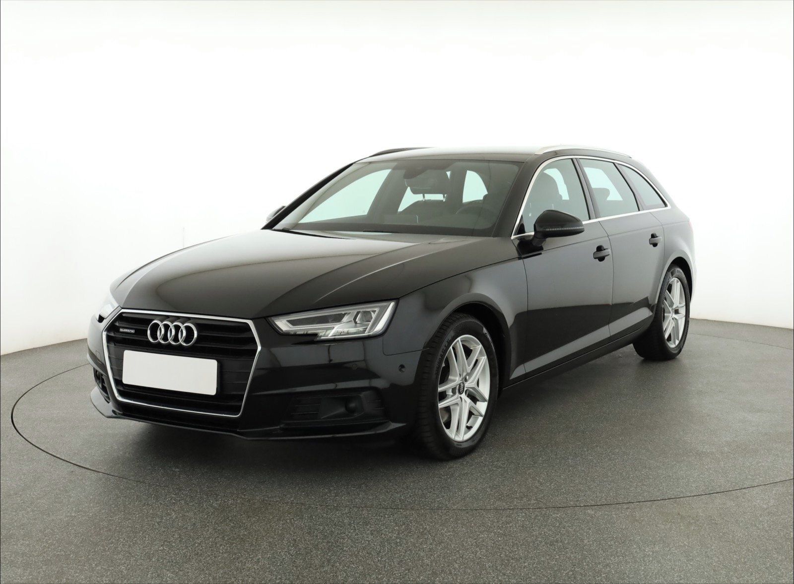 Audi A4, 2.0 TDI, 4X4, Automat - fotka 2