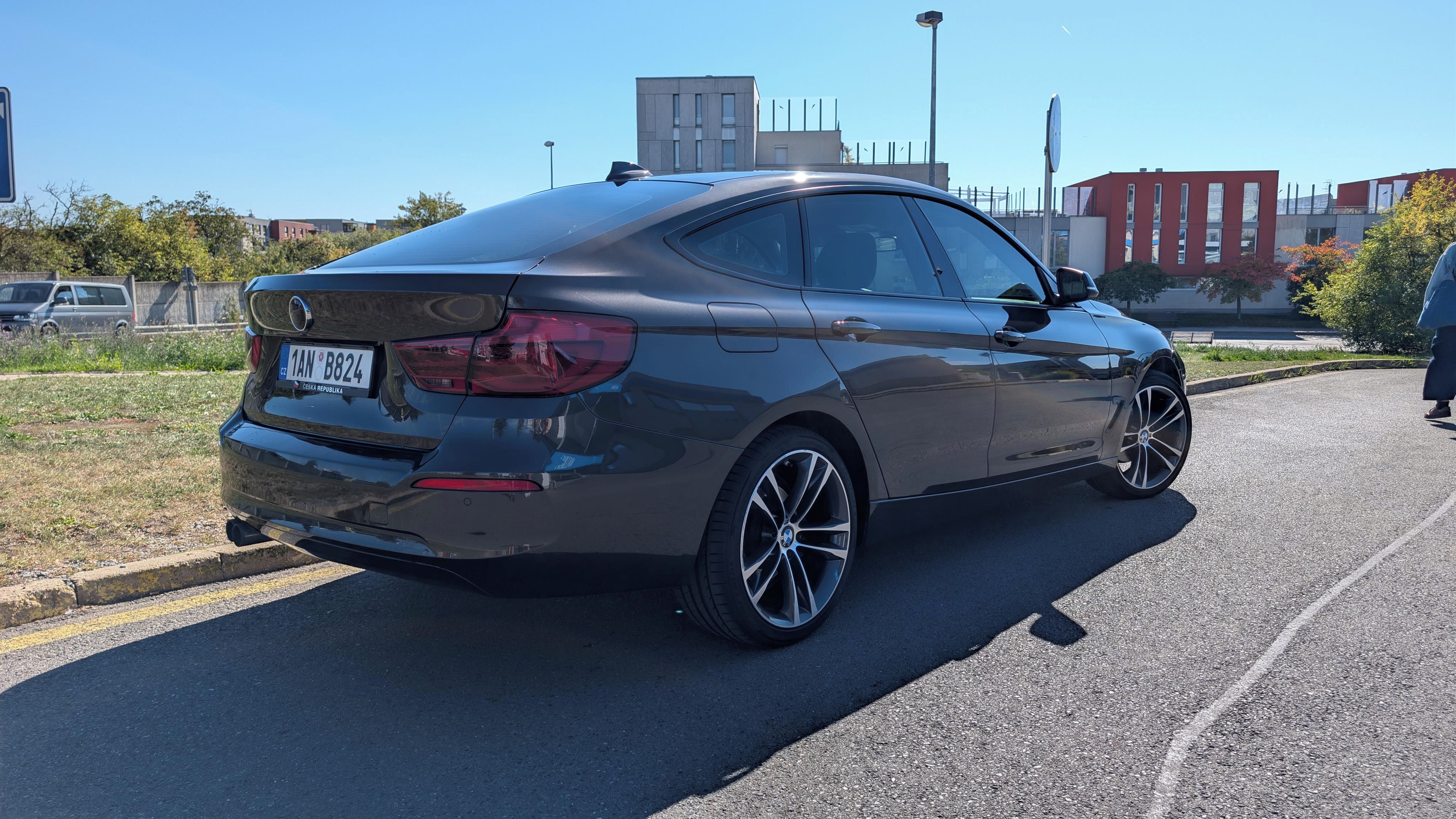 BMW Řada 3, 320i, Manual, Leder, B48B20A - fotka 5