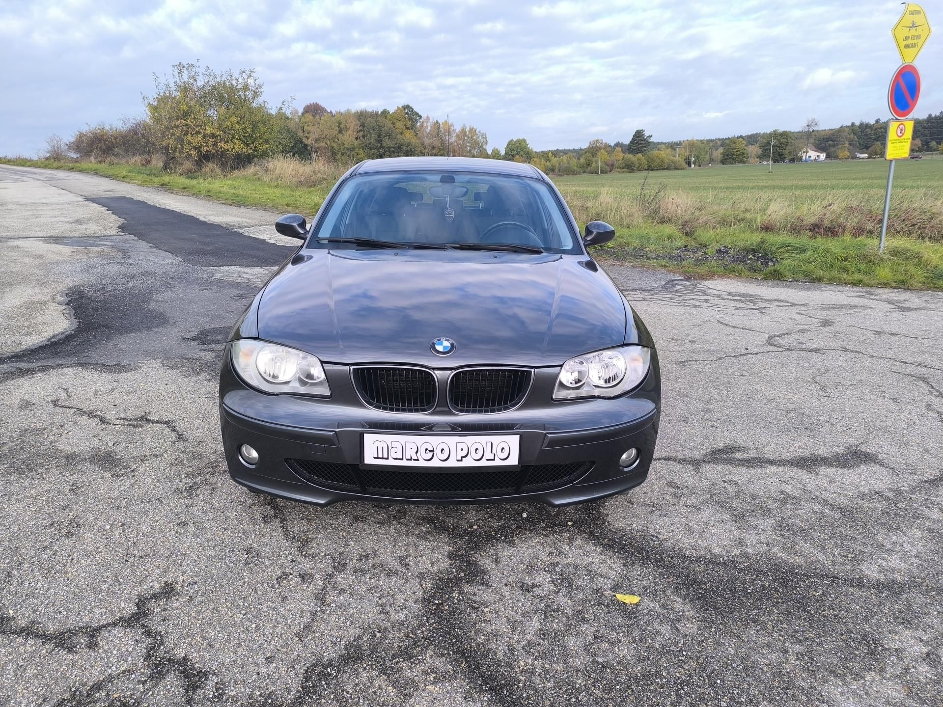 BMW Řada 1, 118d STK,SERVIS - fotka 2