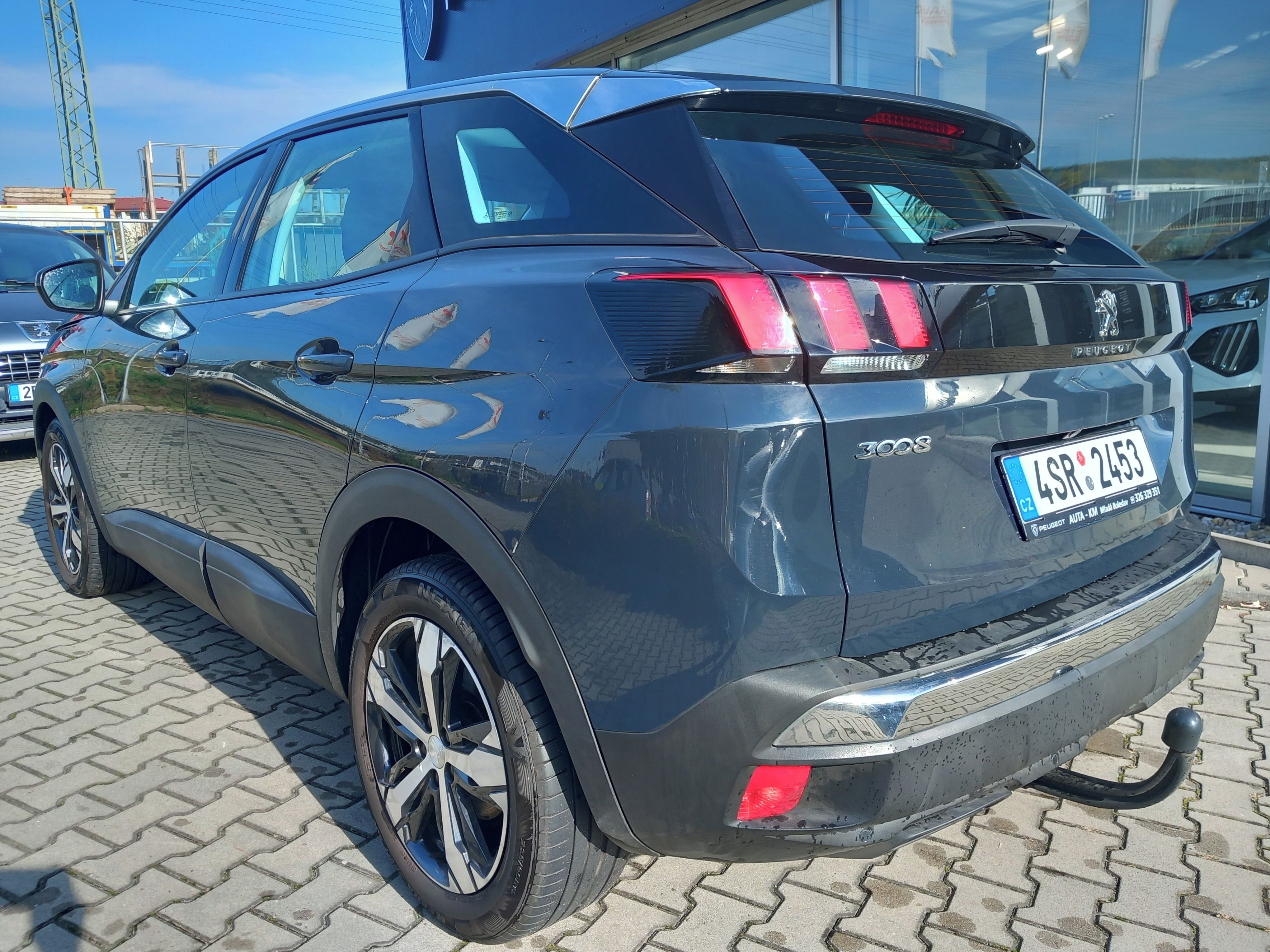 Peugeot 3008, 1.5 BlueHDi 130 MAN 6 - ČR - fotka 4