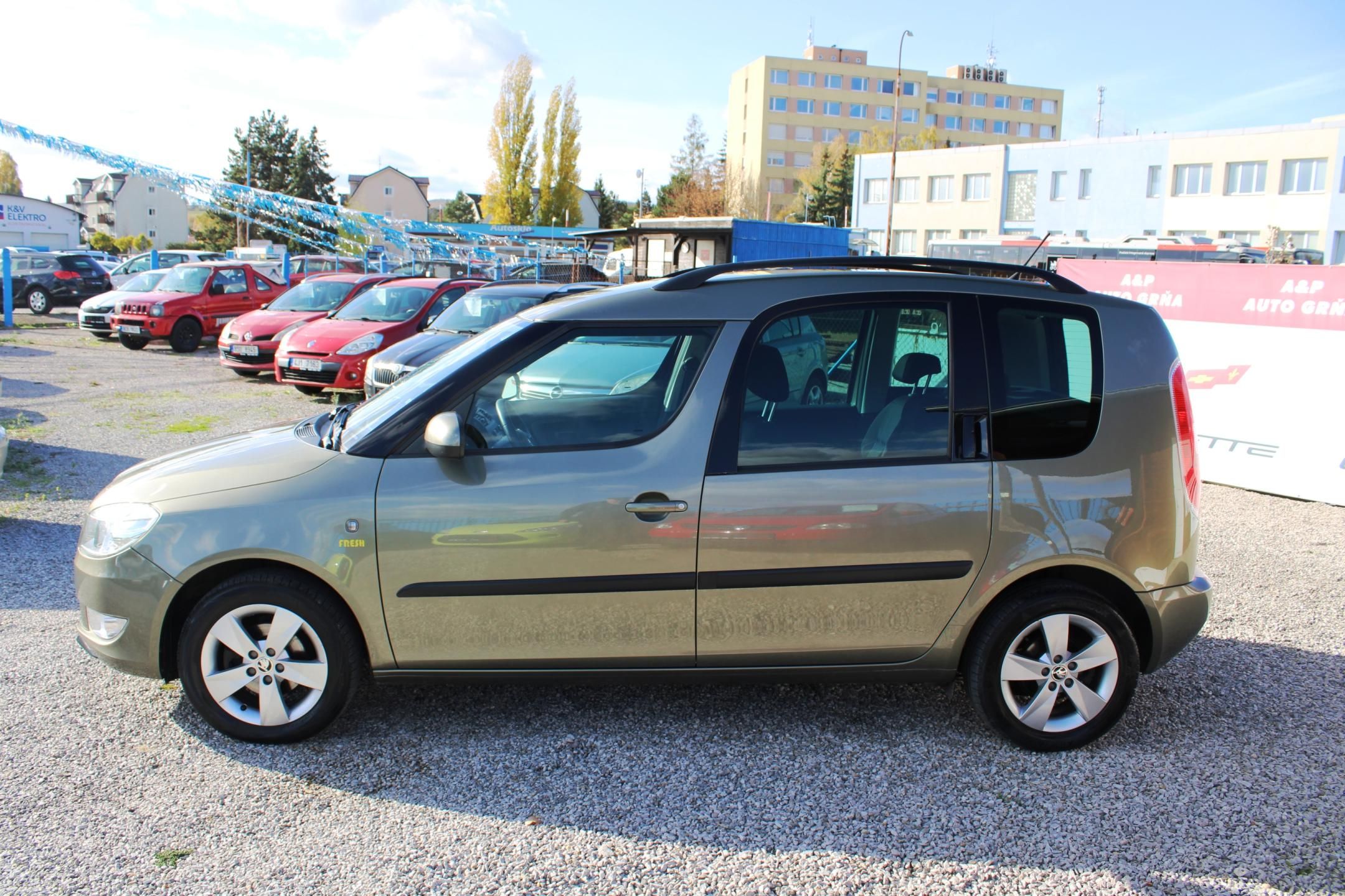 Škoda Roomster, 1,2TSI 1.MAJITEL KLIMA EL.OKNA - fotka 4