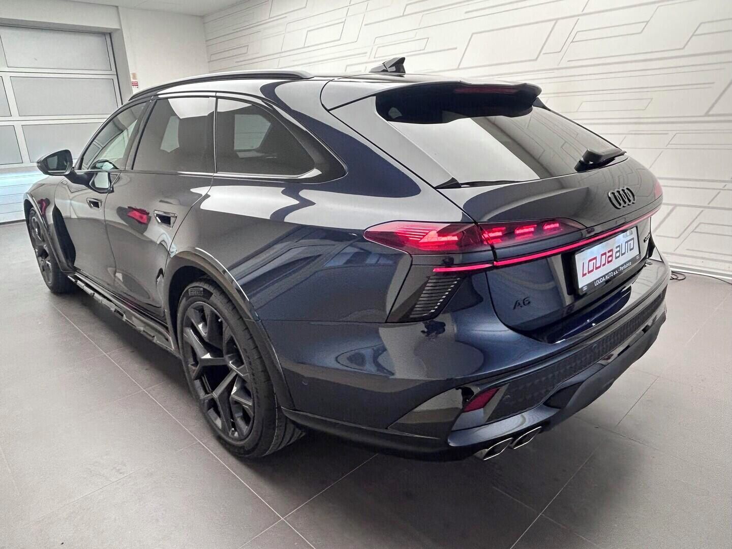Audi A6 allroad, TDI  220 kW - fotka 4