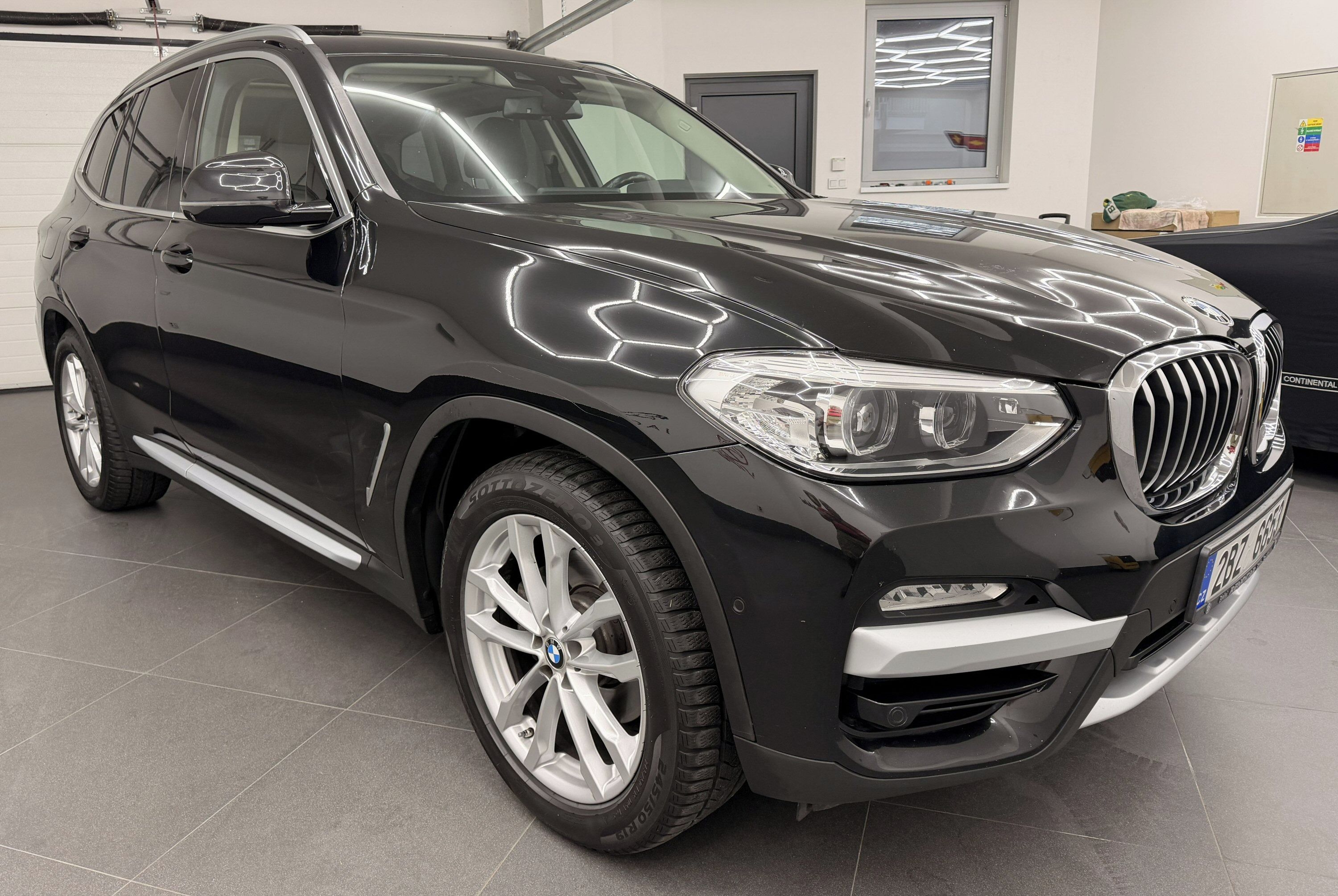 BMW X3, xDrive20d, LED, Head-Up - fotka 4