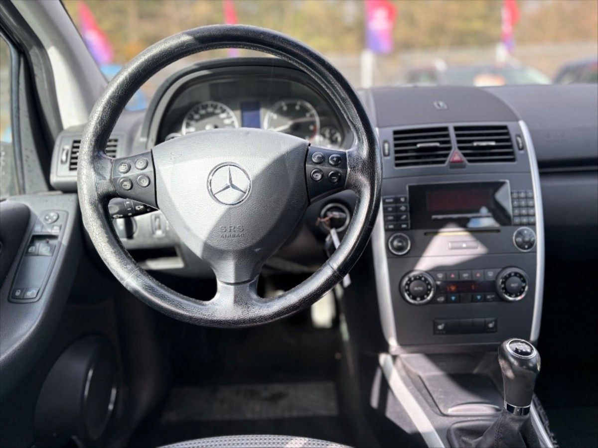 Mercedes-Benz Třídy A, 1,5 A 150 AVANTGARDE - fotka 6