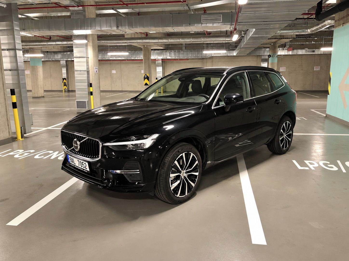 Volvo XC60, 2.0, B5 Core AWD, 184 KW