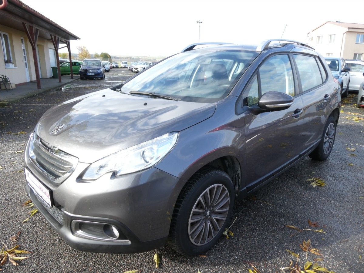 Peugeot 2008, 1,2 PureTech 60kW - fotka 3