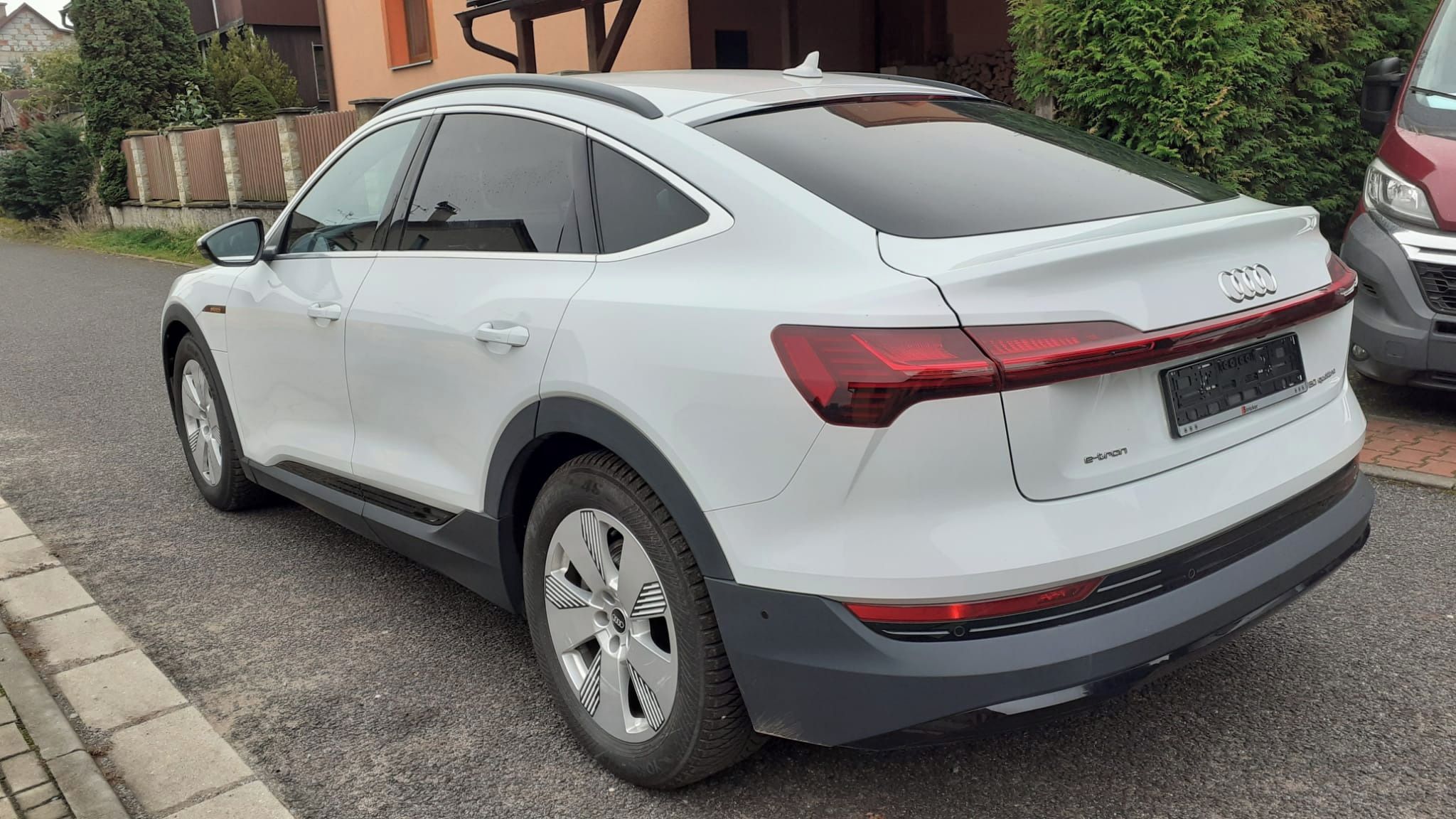 Audi e-tron, Audi e-tron,50,Sportback,SoH96 - fotka 3