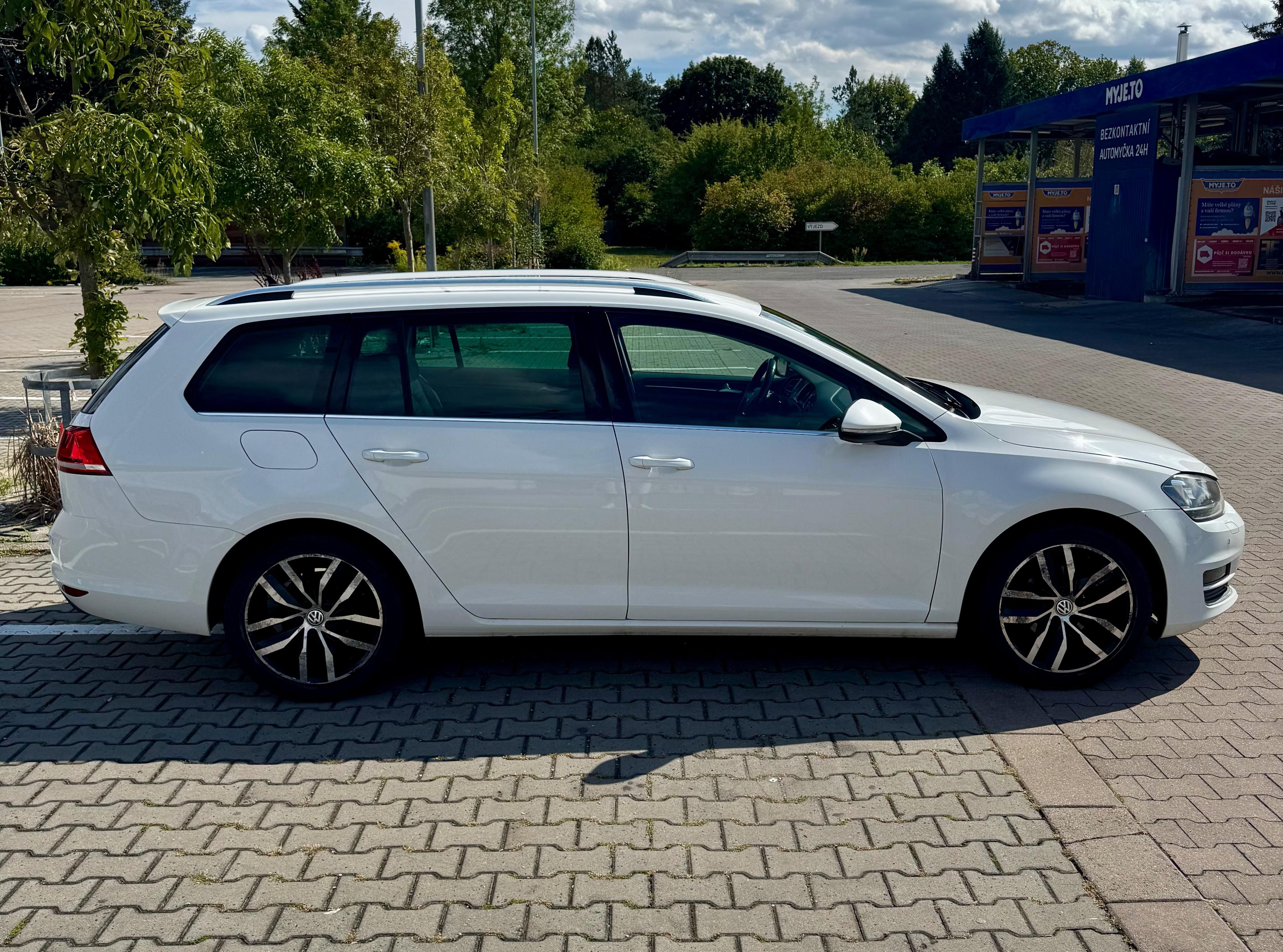 Volkswagen Golf, VW Golf VII Variant Highline - fotka 4