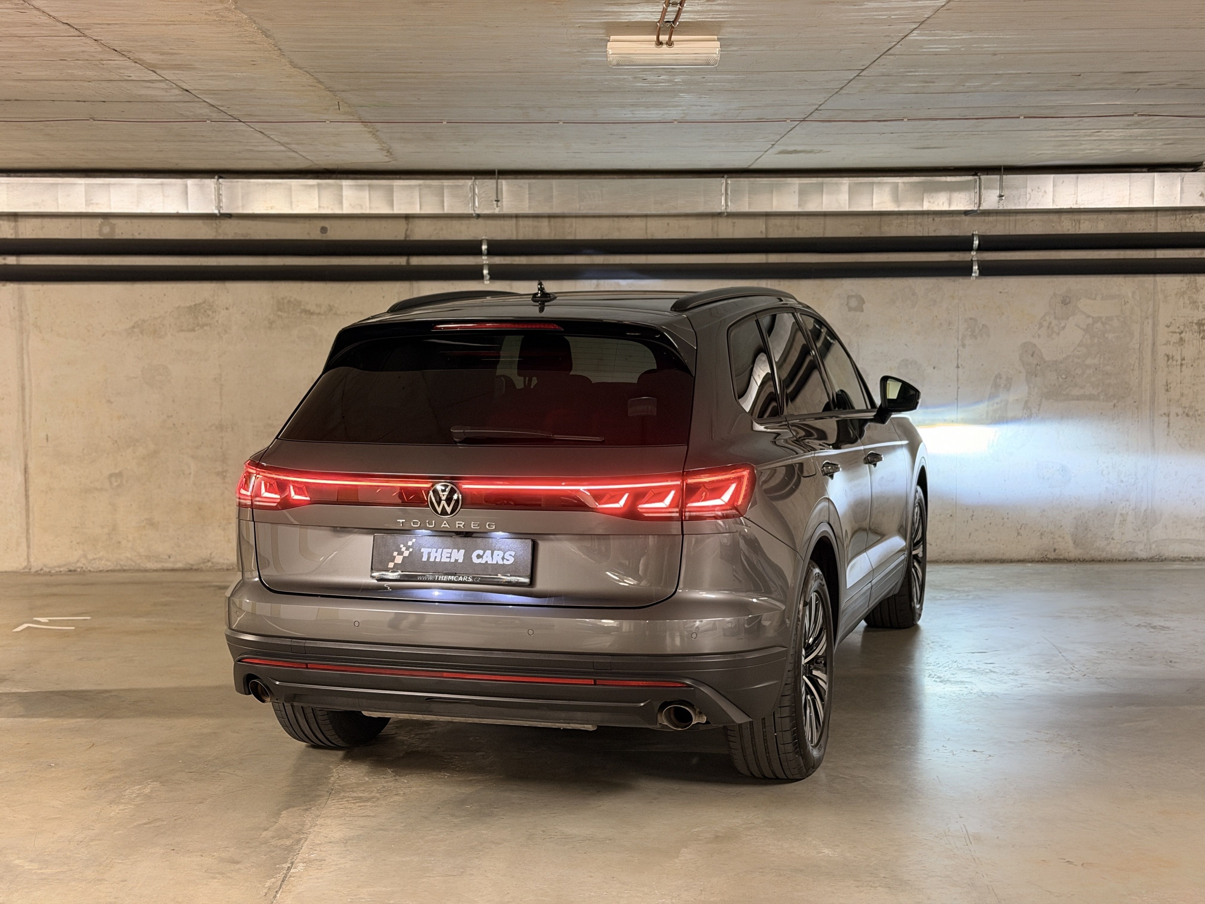 Volkswagen Touareg, V6 TDI VZDUCH/TAŽNÉ/ZÁRUKA/DPH - fotka 2