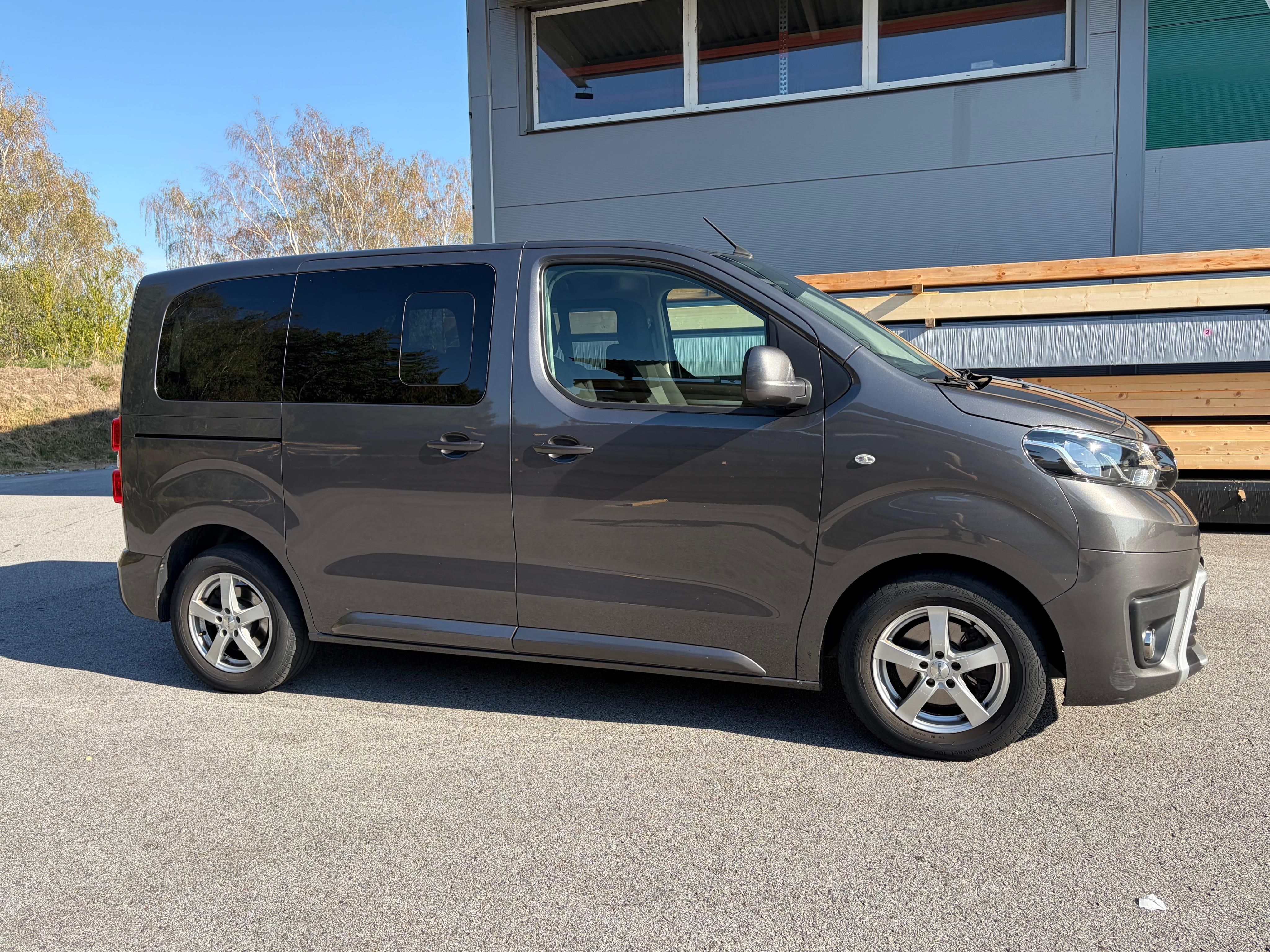 Toyota Proace Verso, 1,5 D-4D; L0; 1.maj. ČR - fotka 5