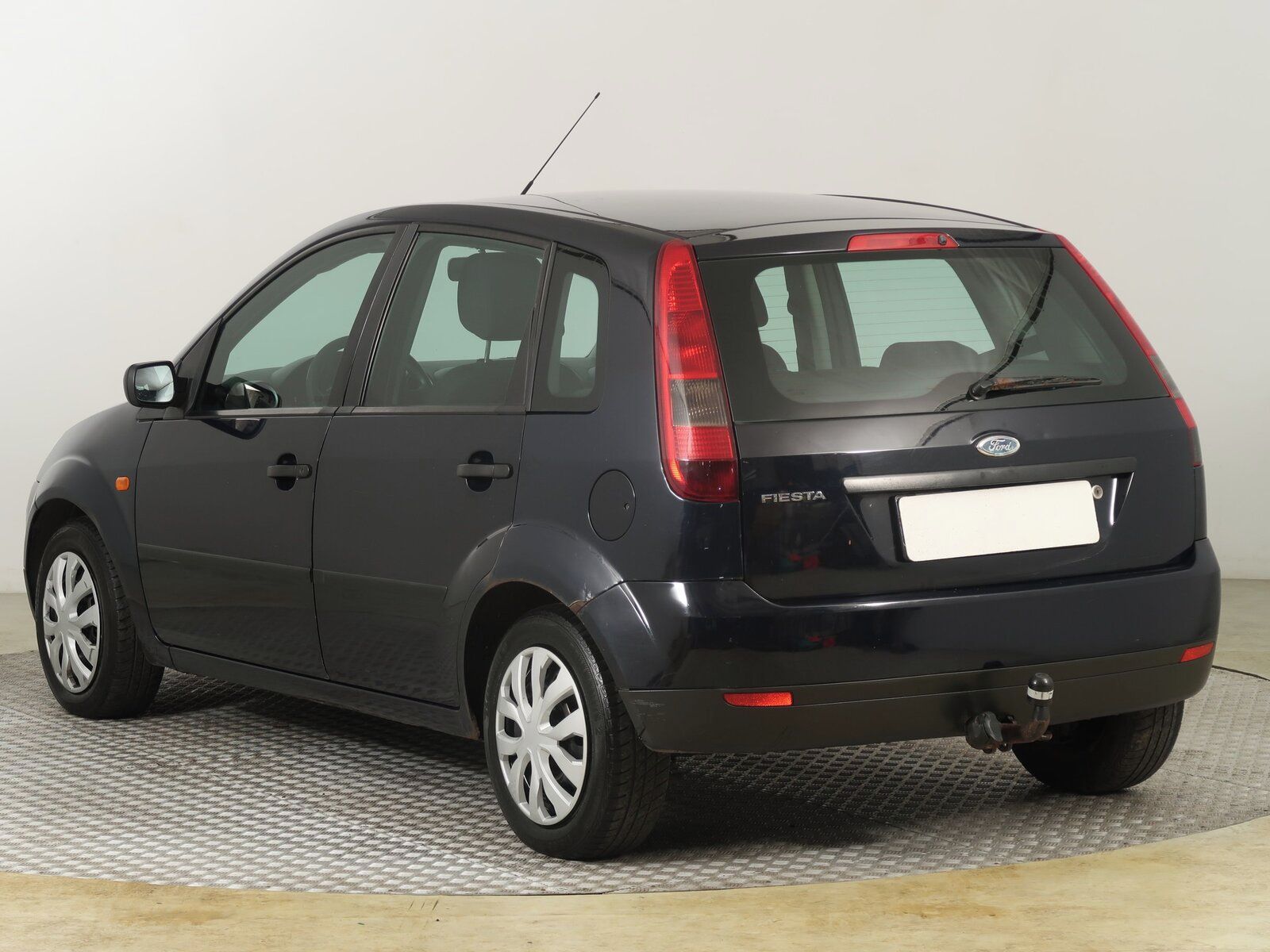 Ford Fiesta, 1.4 16V, ČR,1.maj, Tažné - fotka 4