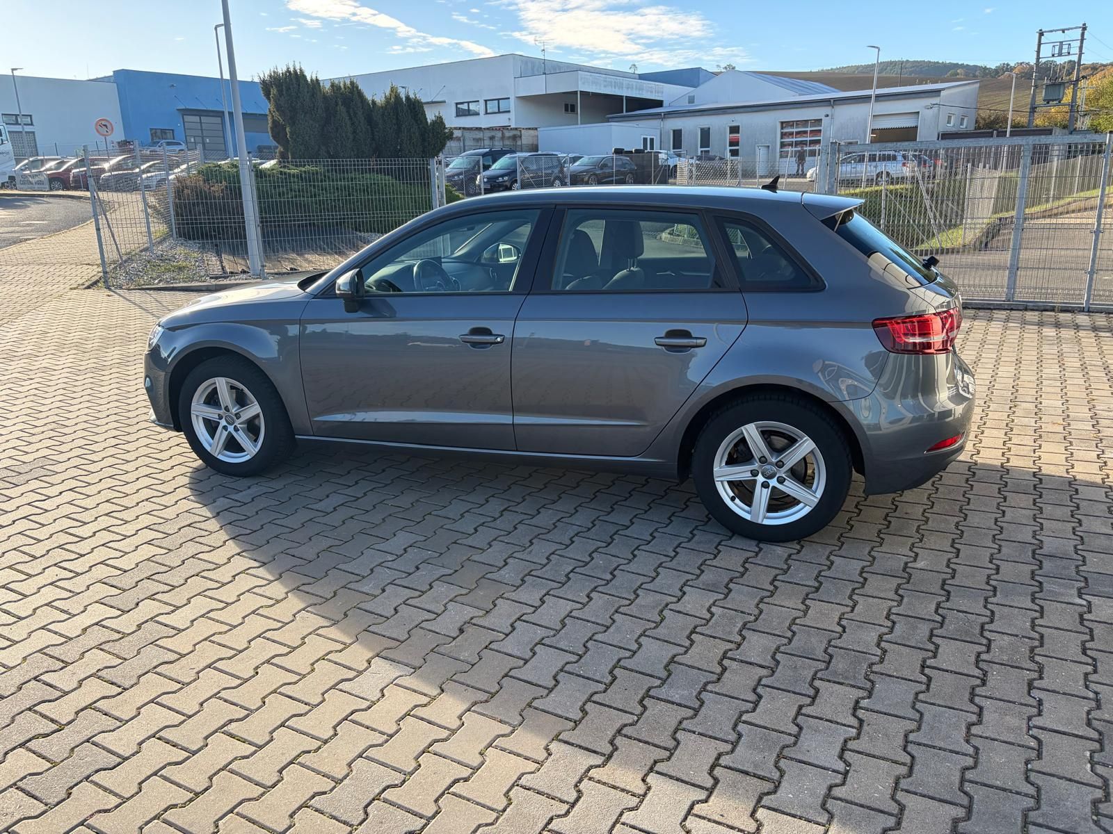 Audi A3 - fotka 2