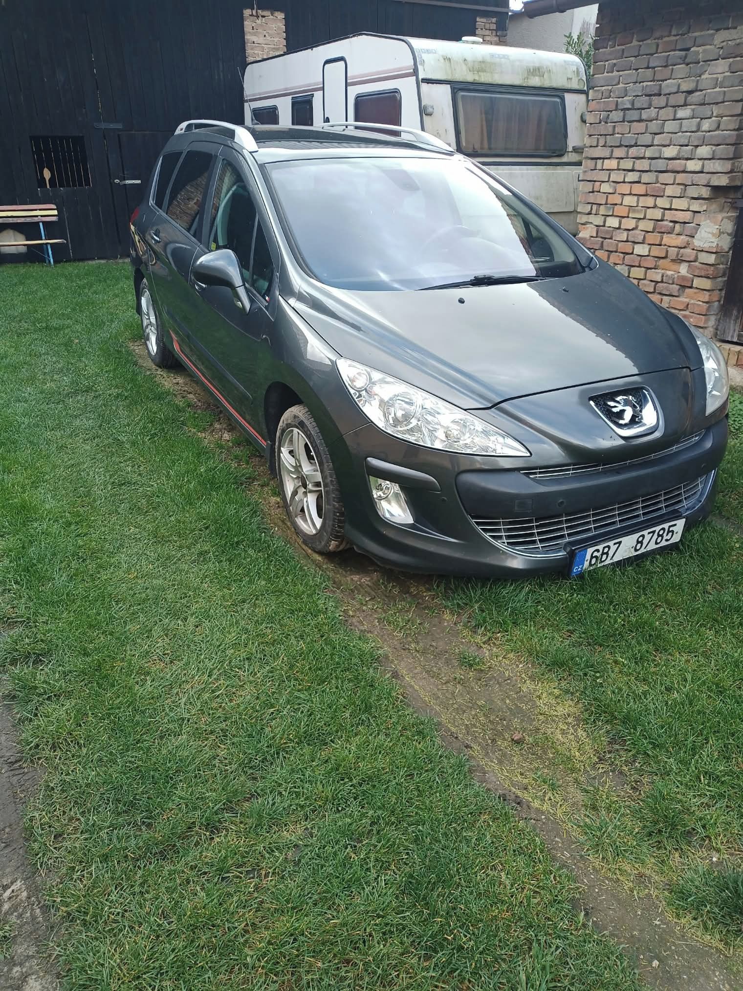 Peugeot 308, Peugeot 308 SW 1,6 VTI automat - fotka 2