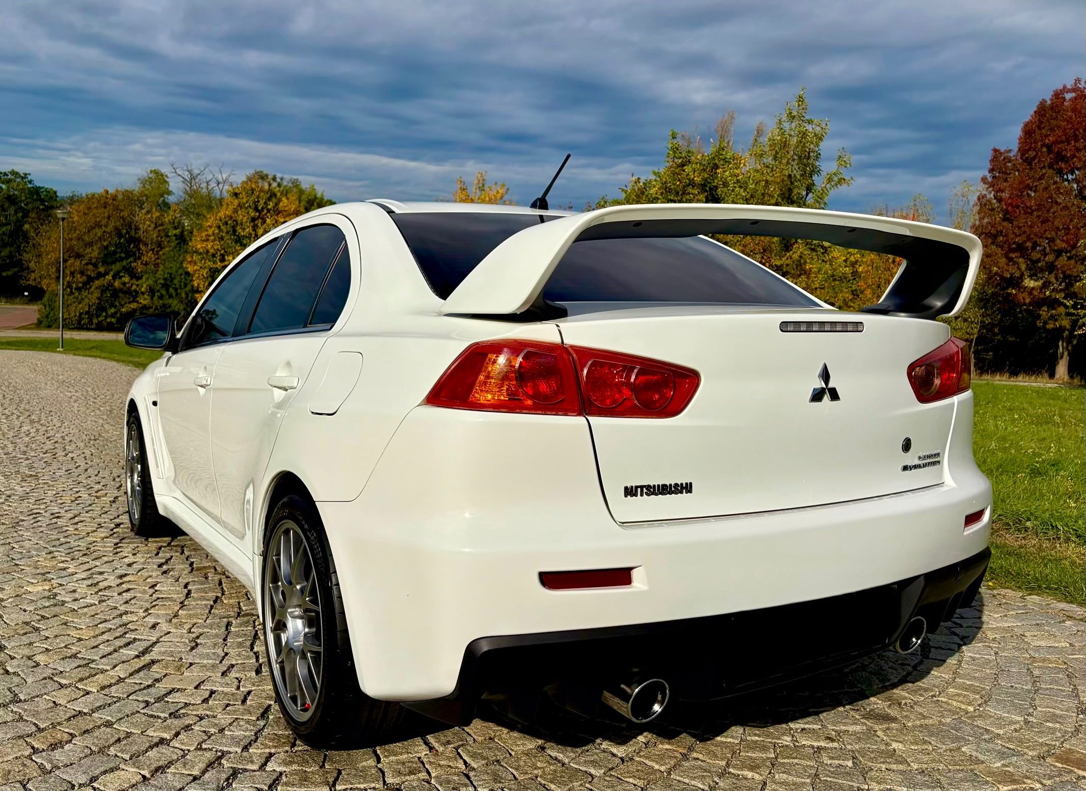 Mitsubishi Lancer - fotka 4