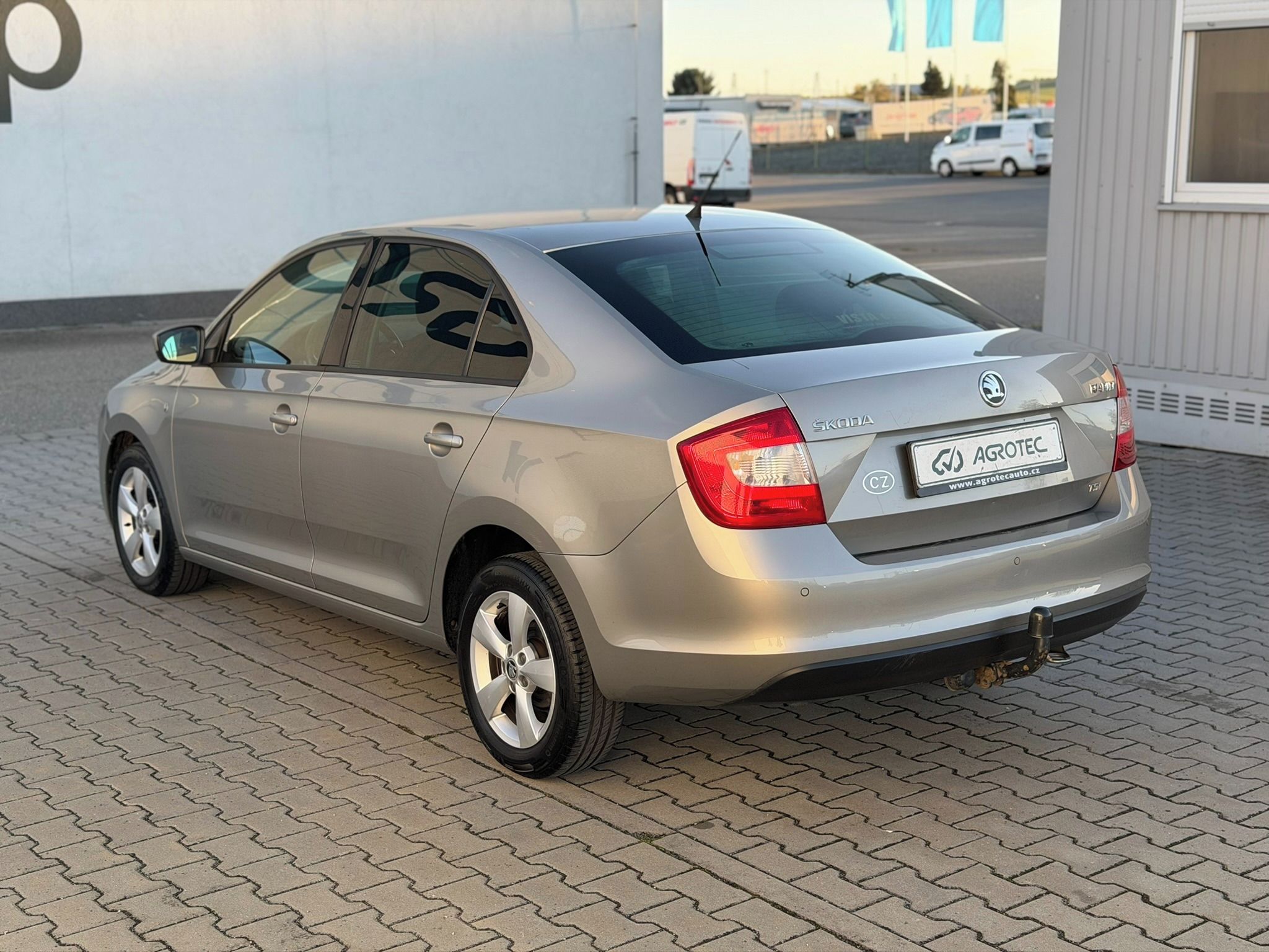 Škoda Rapid, 1.2 TSI 77kW Ambition - fotka 5