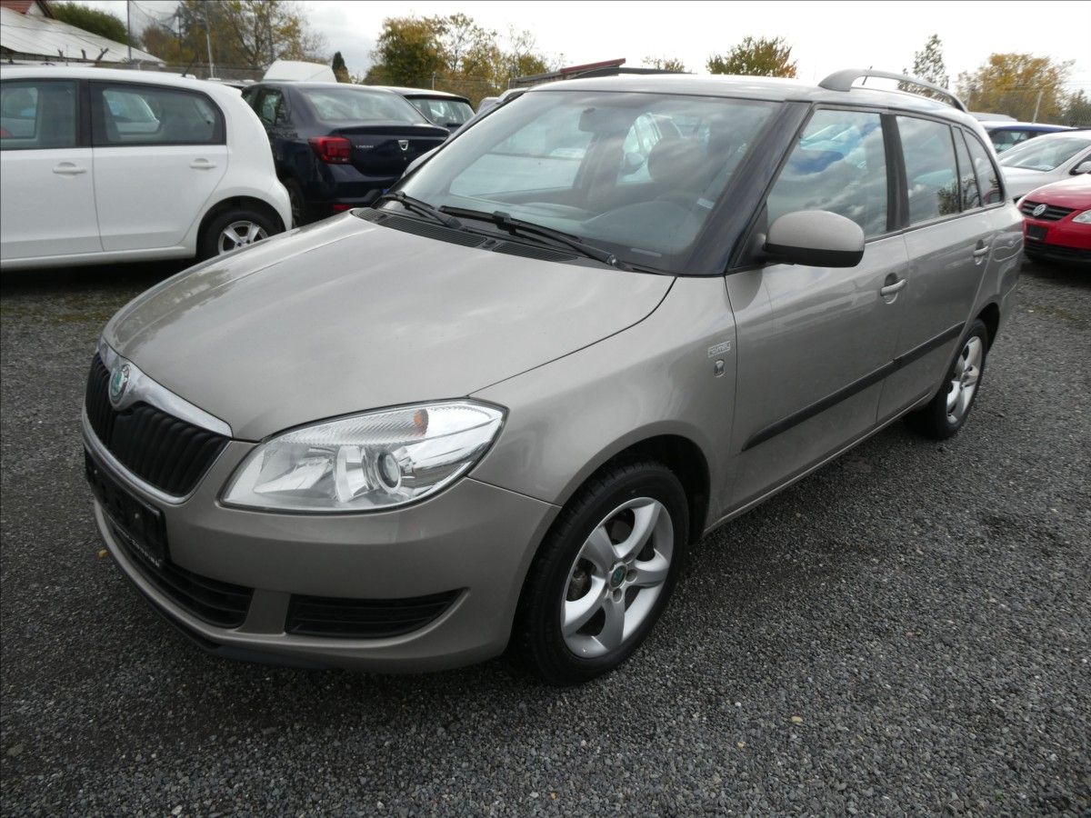 Škoda Fabia, 1,2 HTP 51kW Family,po servise - fotka 5
