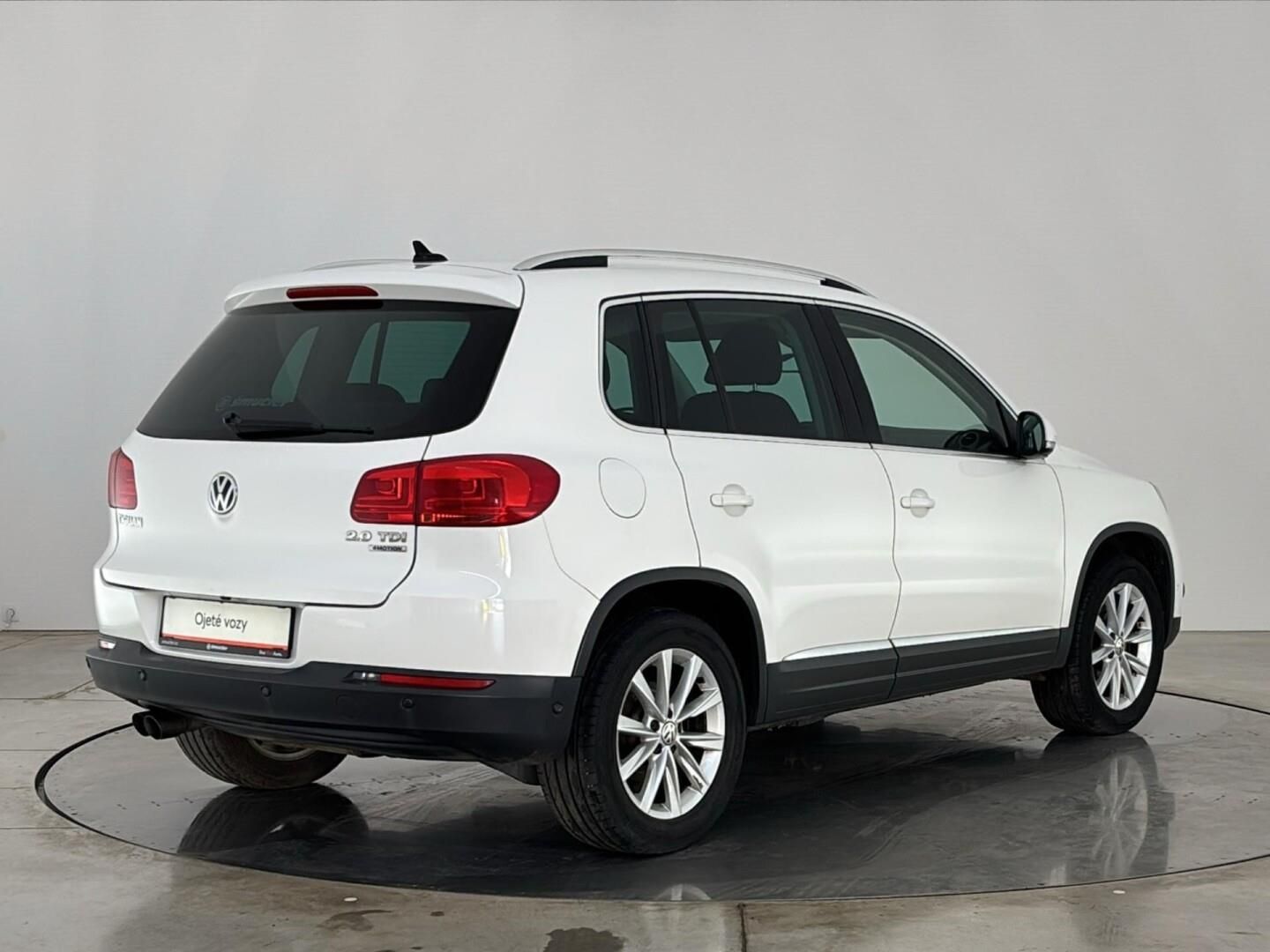 Volkswagen Tiguan, 2.0 TDI / 103 kW Sport&Style 4 - fotka 2