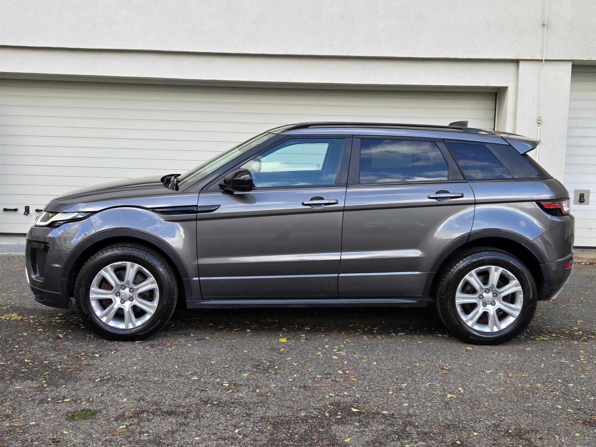 Land Rover Range Rover Evoque, 2.0TD Aut 4x4 Hlučnější motor - fotka 4