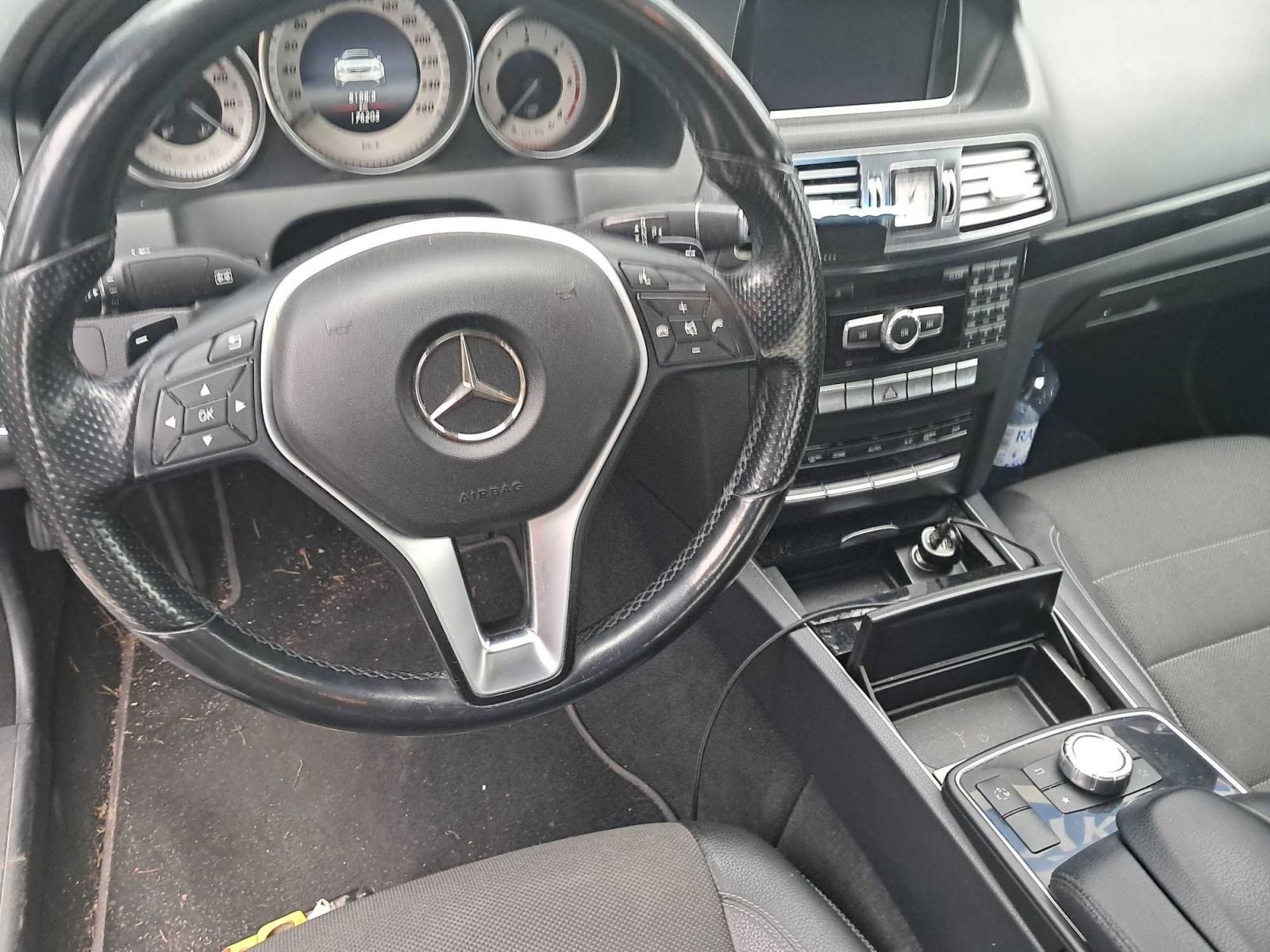 Mercedes-Benz Třídy E, 220 BlueTEC, Automat - fotka 3