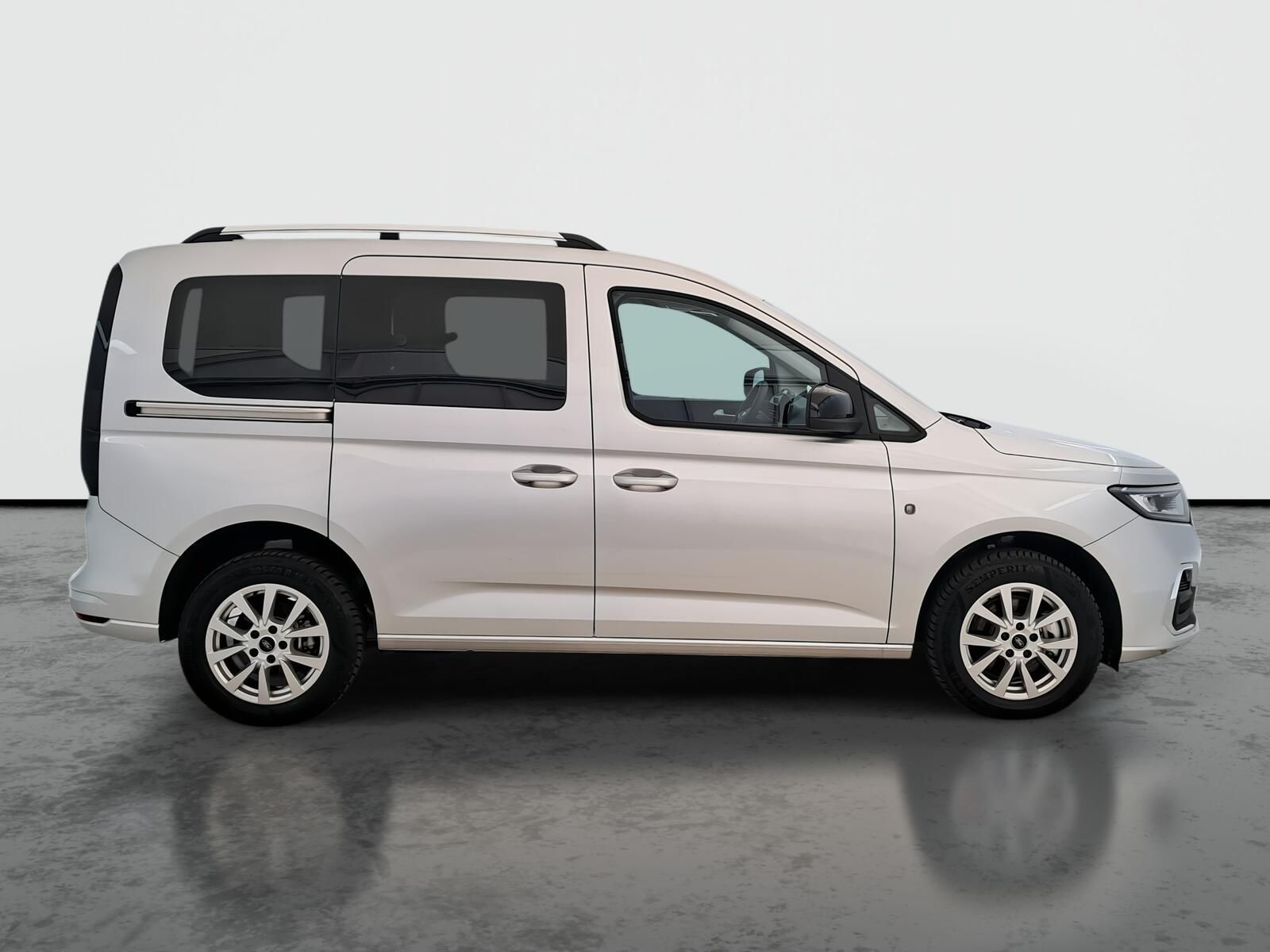 Ford Tourneo Connect, 2.0 EcoBlue, Titanium, 5Míst - fotka 6