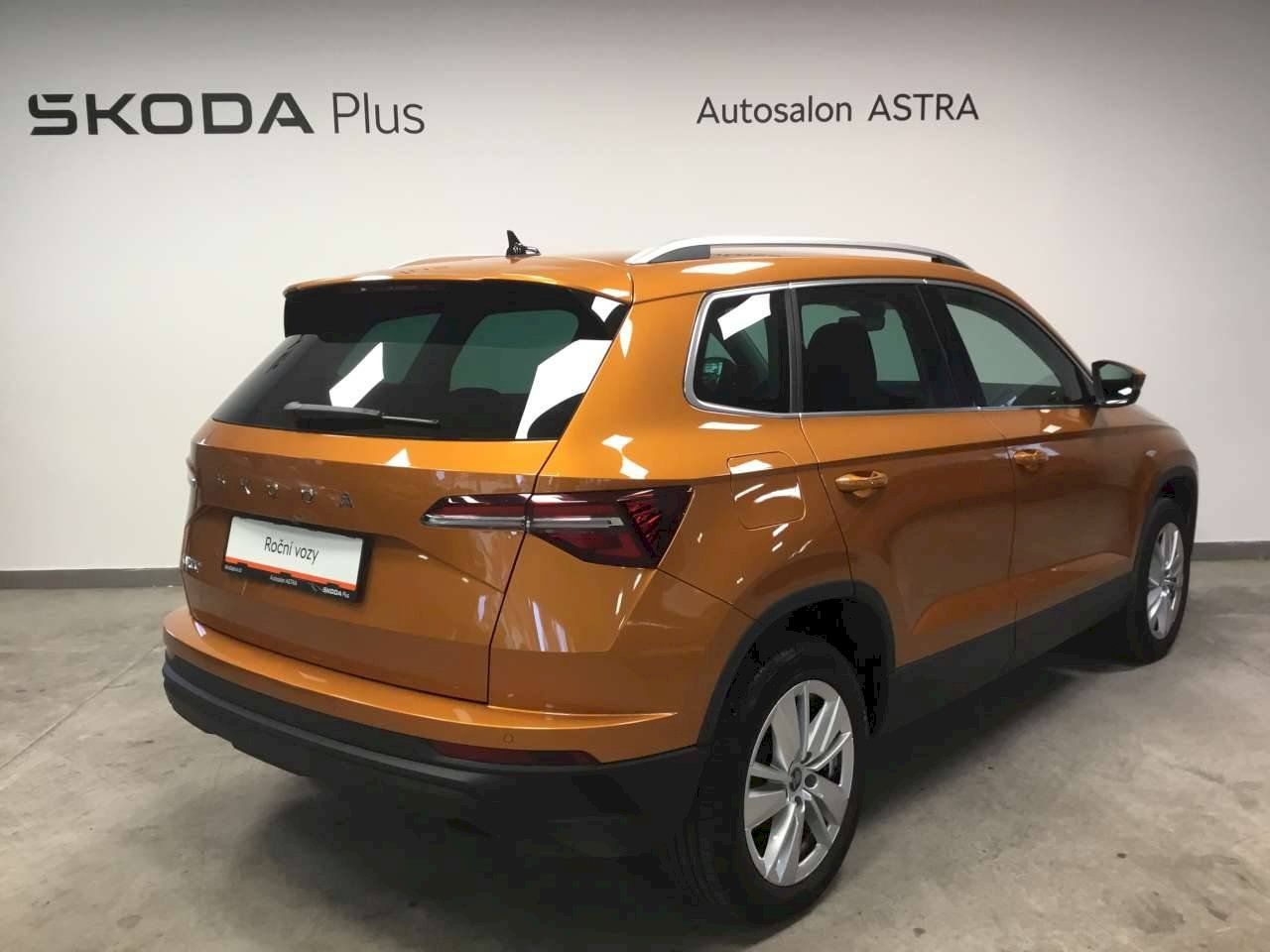 Škoda Karoq, Top Selection 1.5 TSI 110 kW - fotka 2