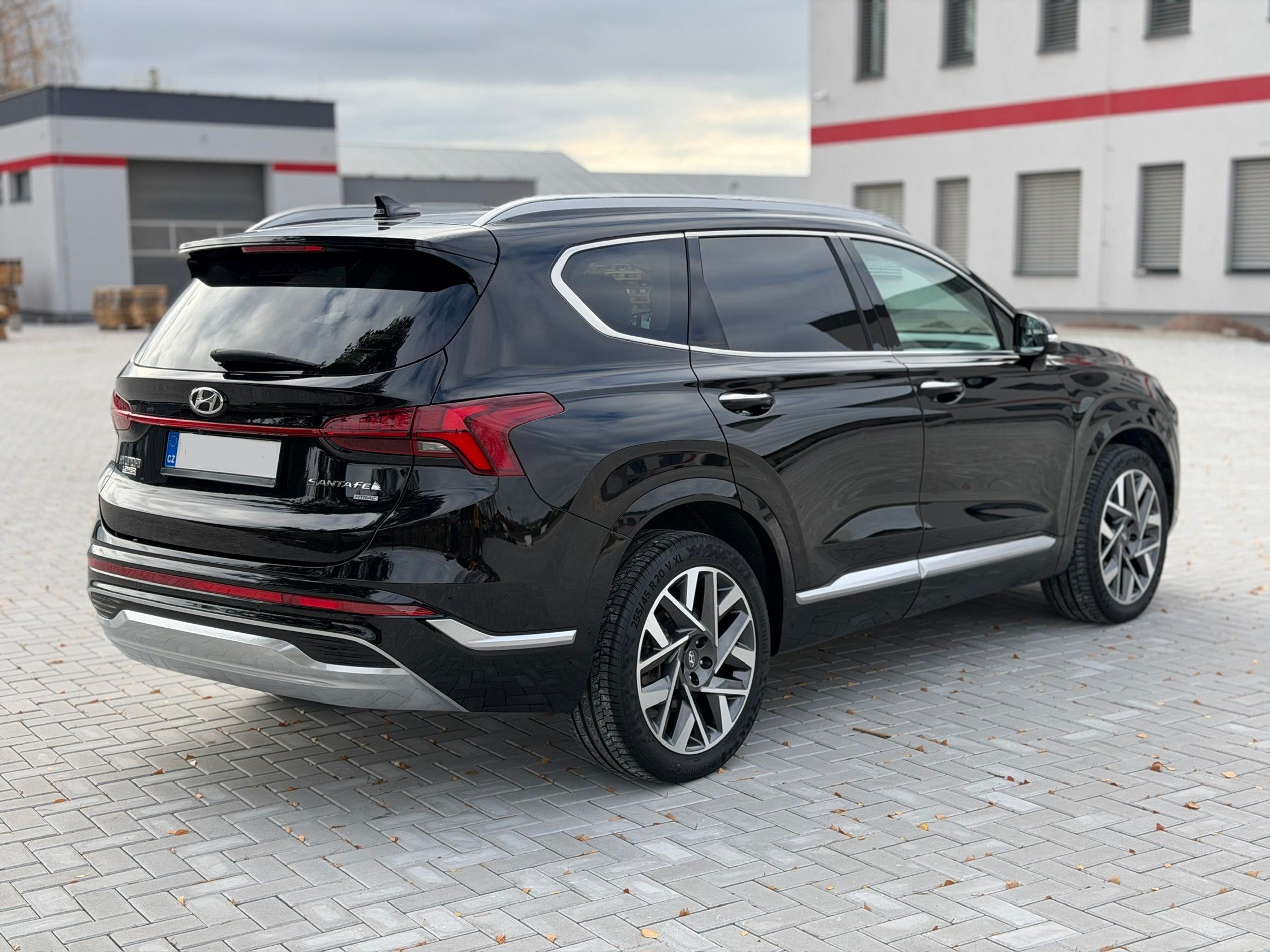 Hyundai Santa Fe, Lux. DCT, 4WD, CZ, DPH, 7míst - fotka 3