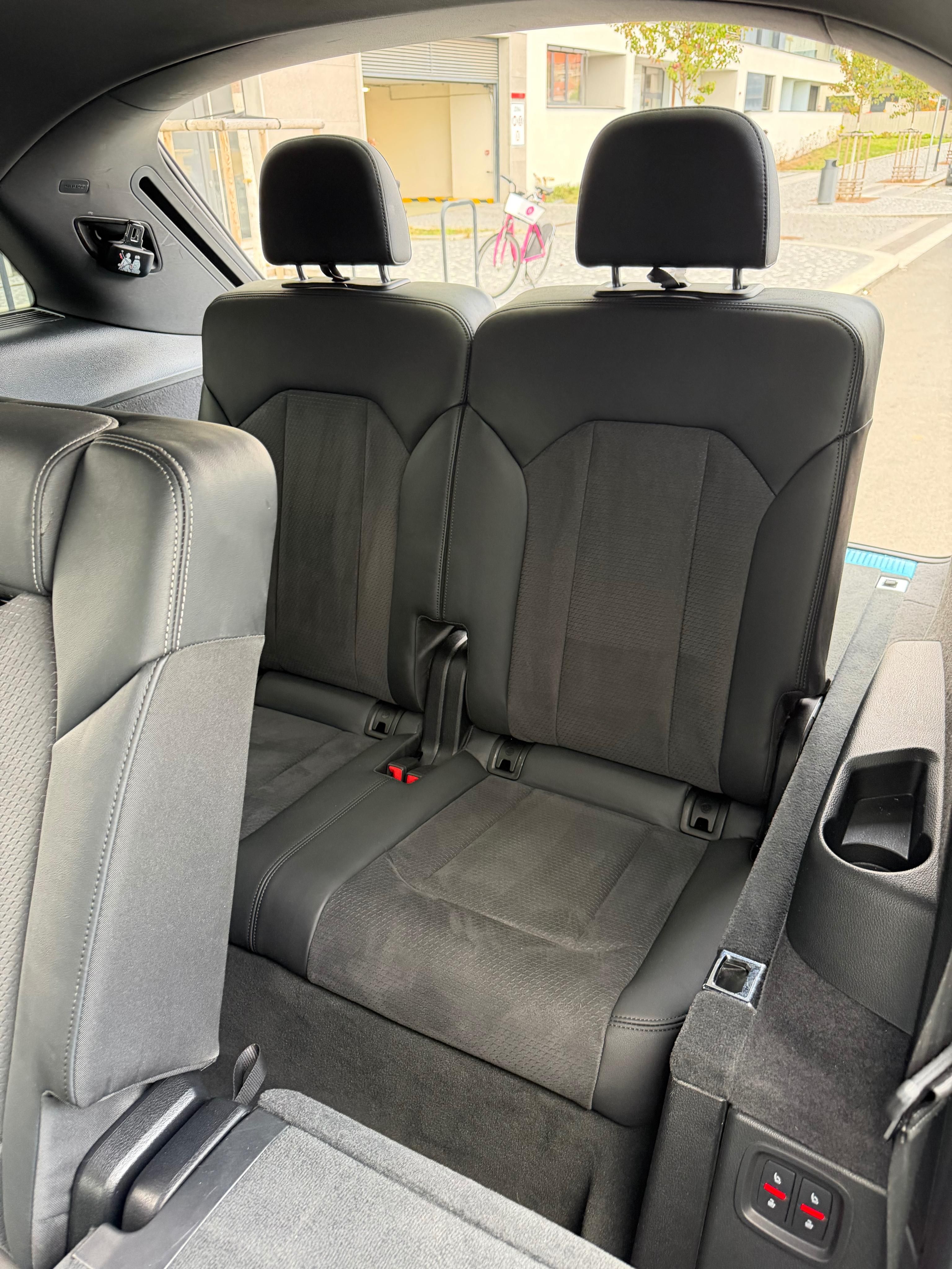 Audi Q7, S line, 55, 7mist, Air, DPH - fotka 2